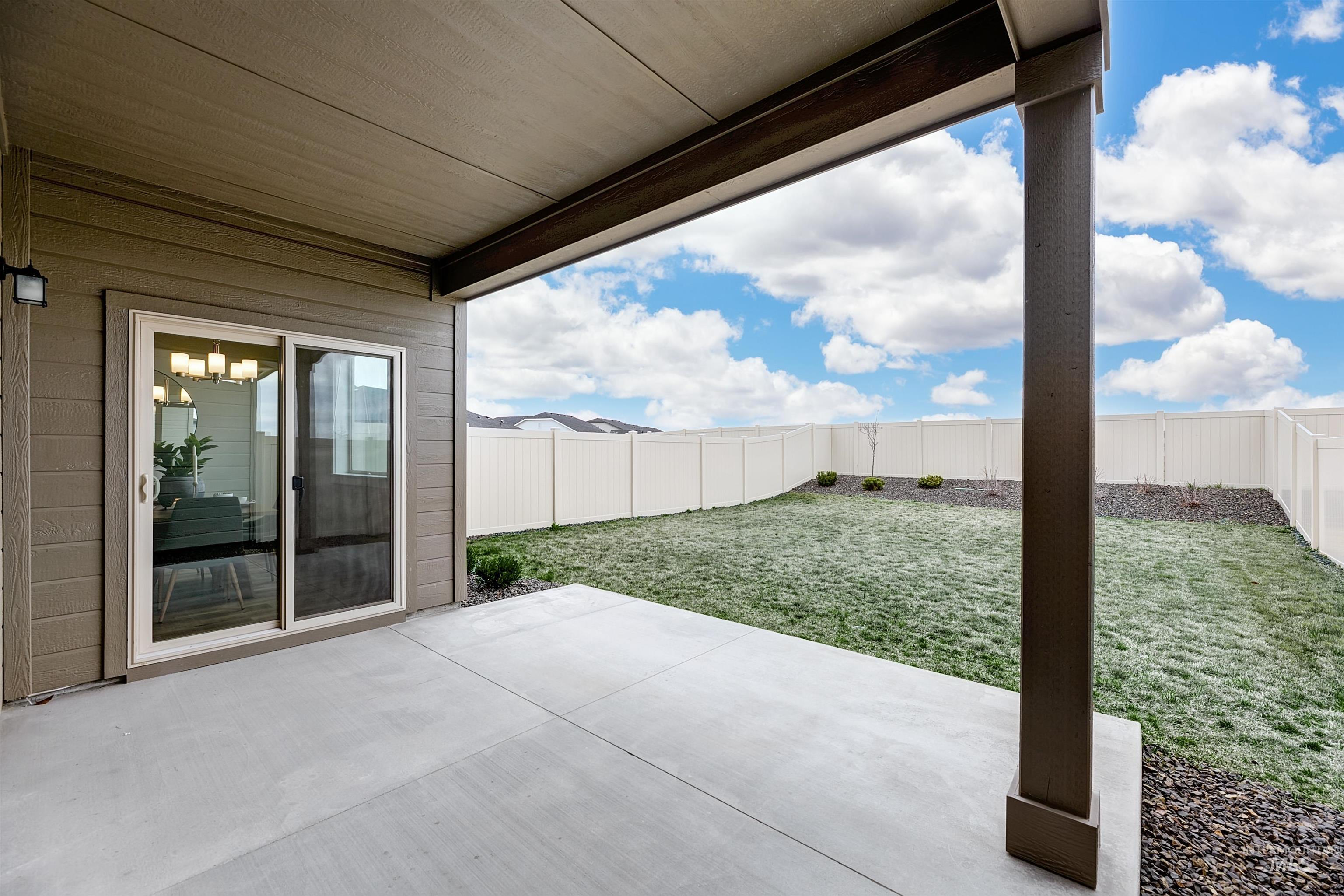 property viewer photo 26