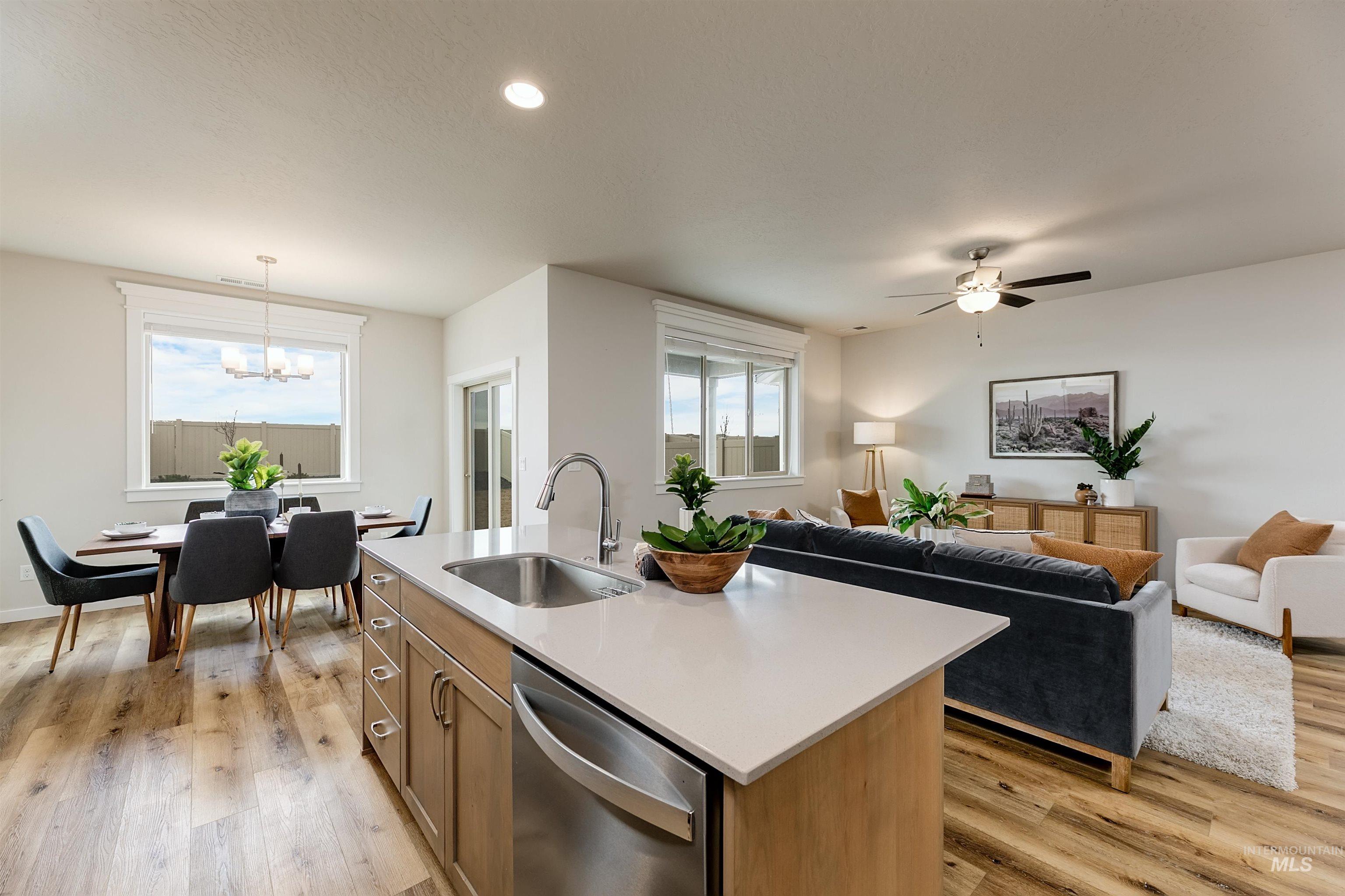 property viewer photo 6