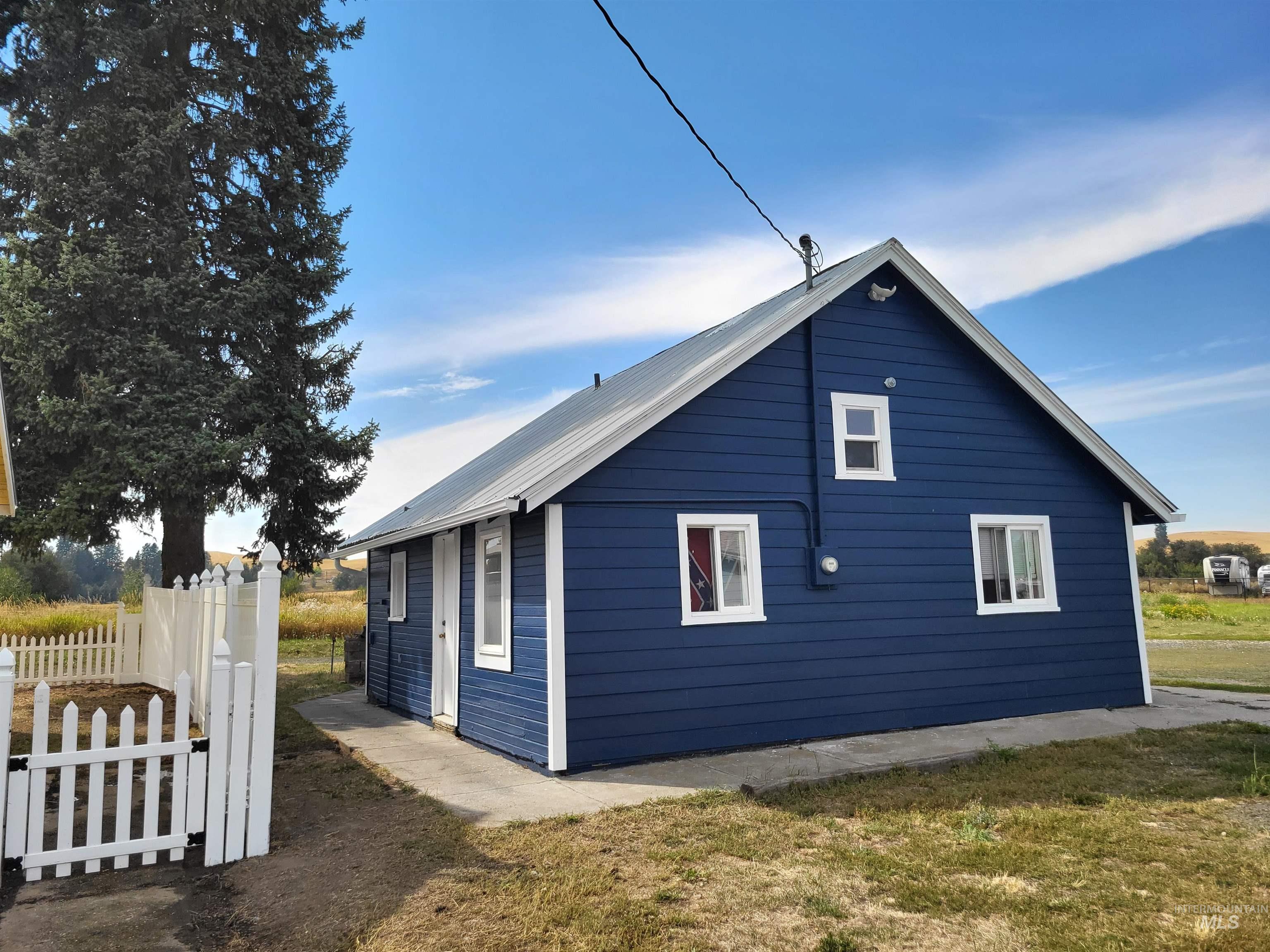 main property photo 18