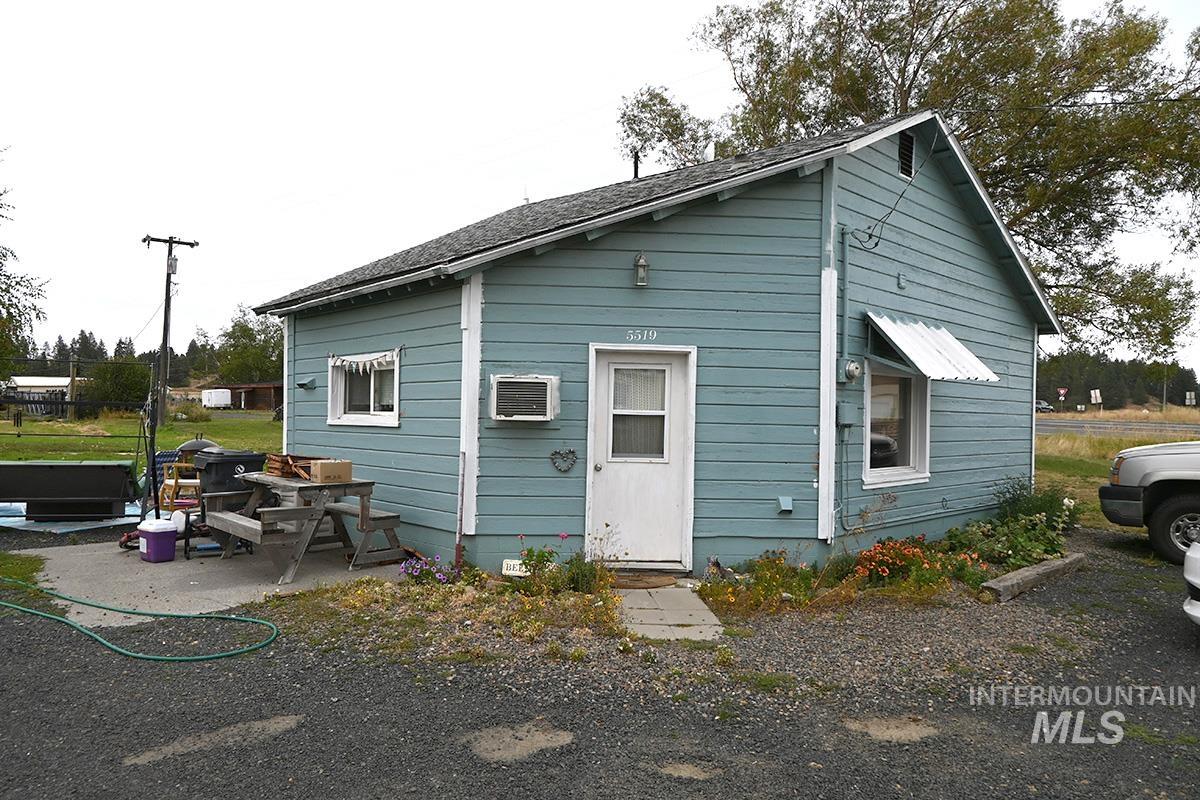main property photo 30