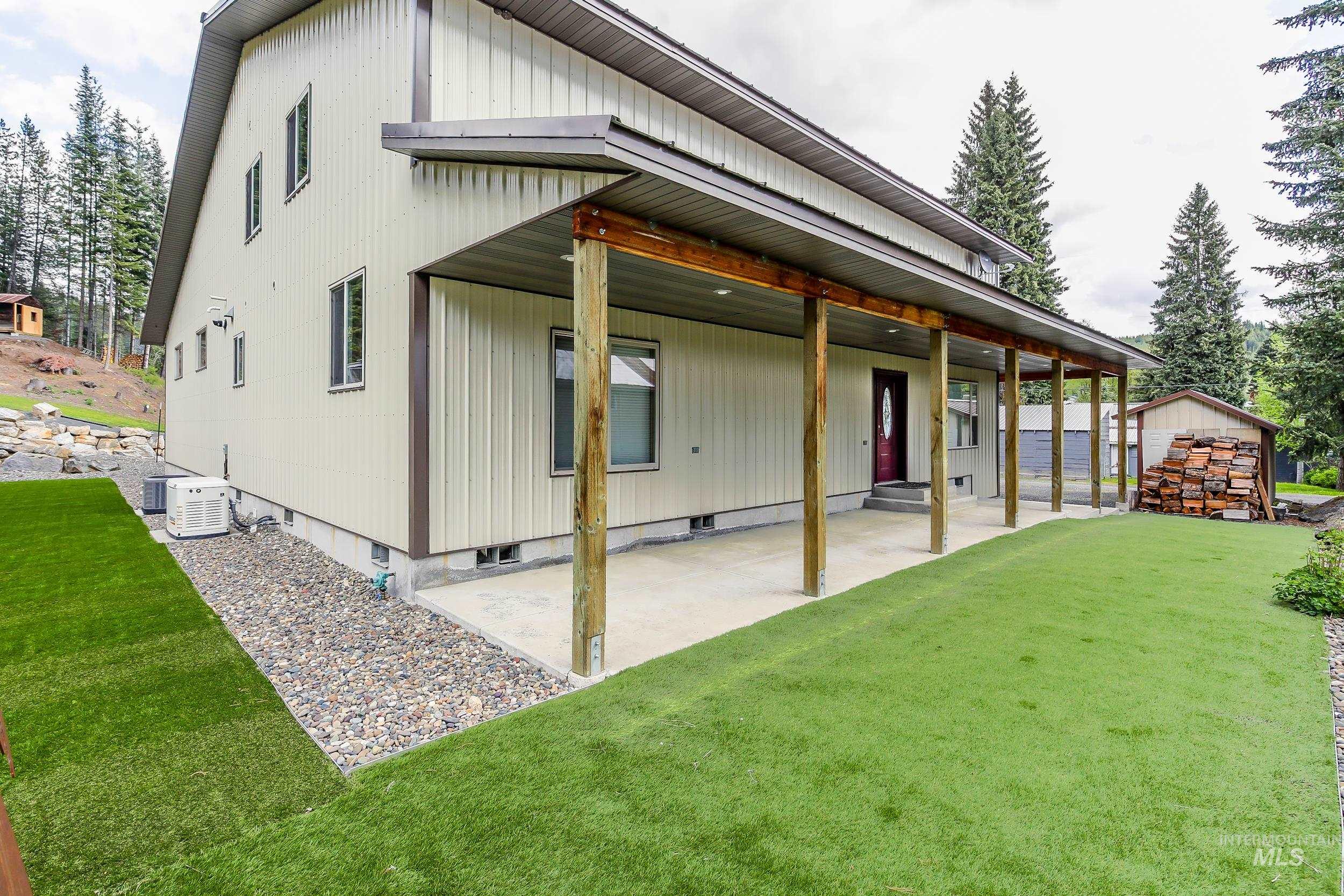 main property photo 39