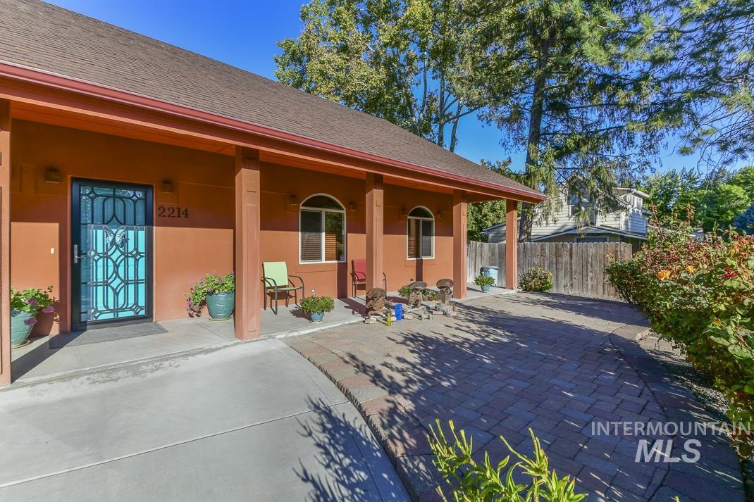 main property photo 1