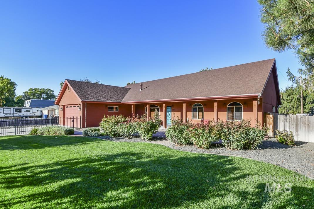 main property photo 4