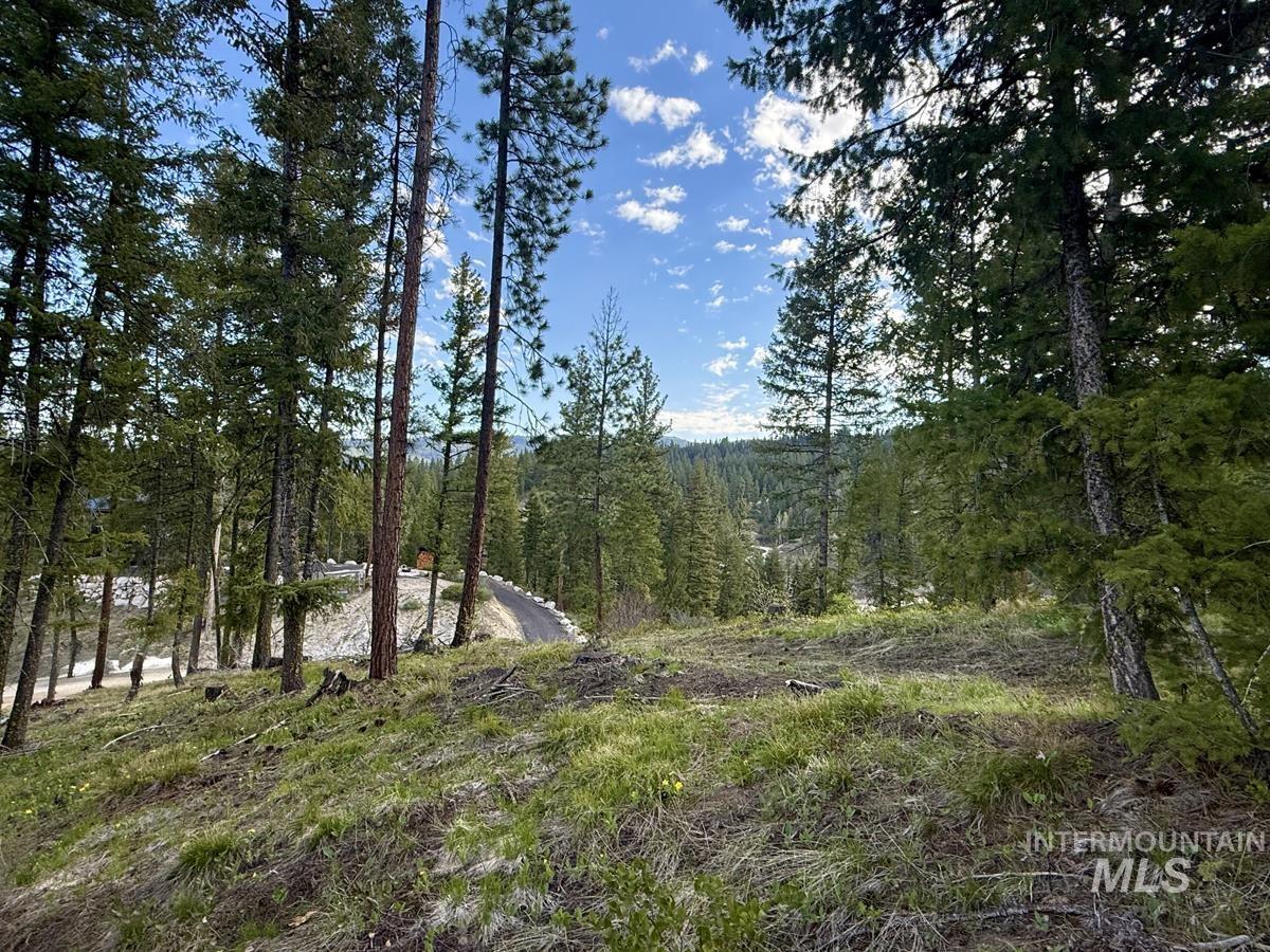 main property photo 11
