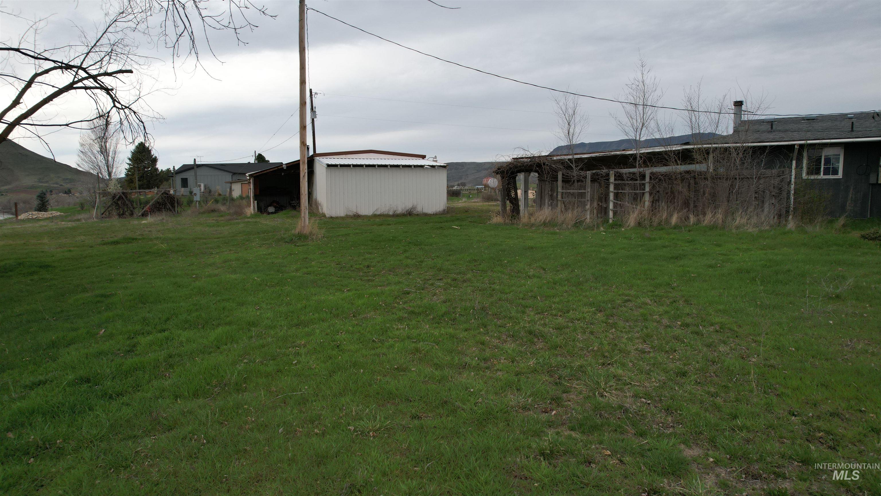 main property photo 47