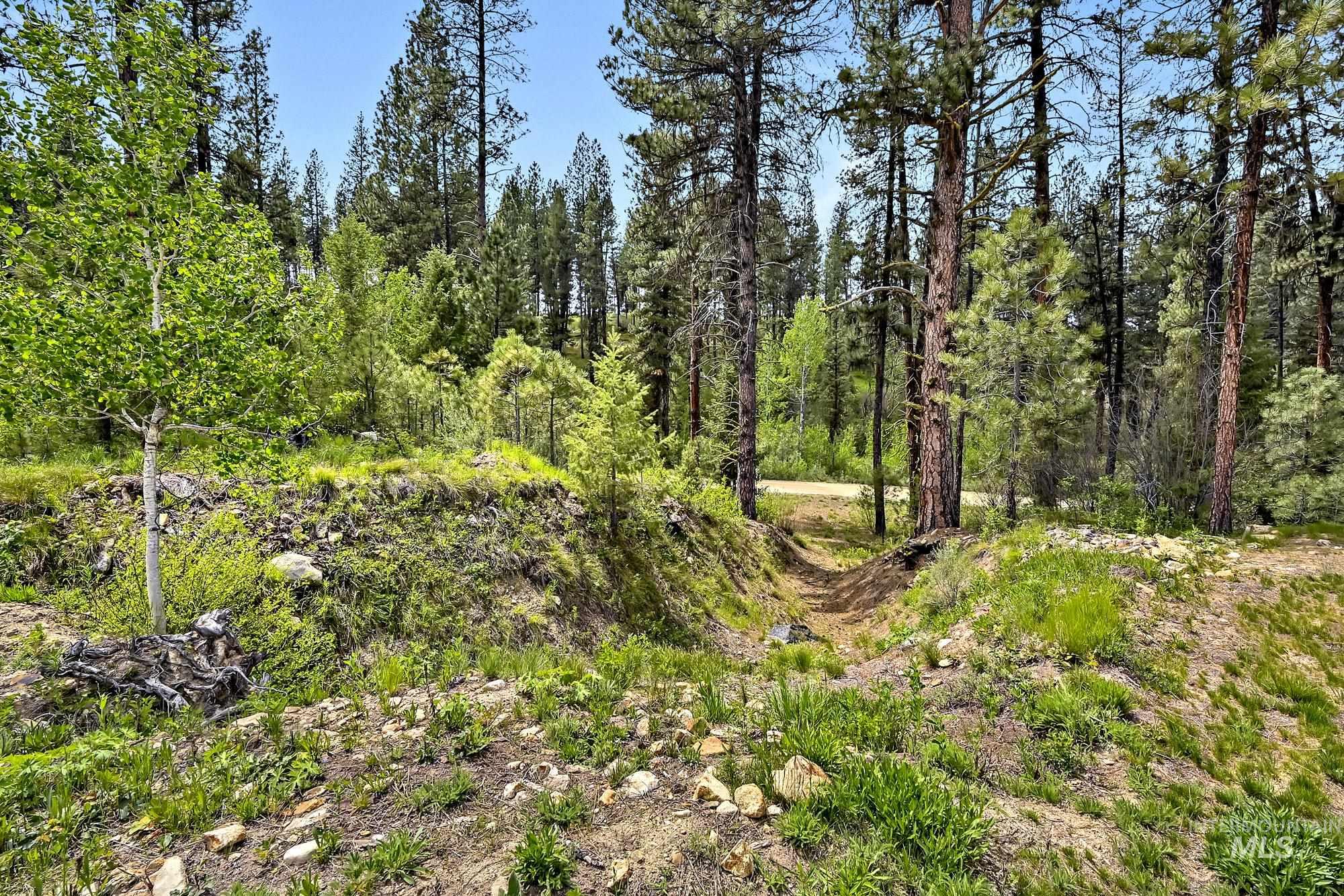 main property photo 22