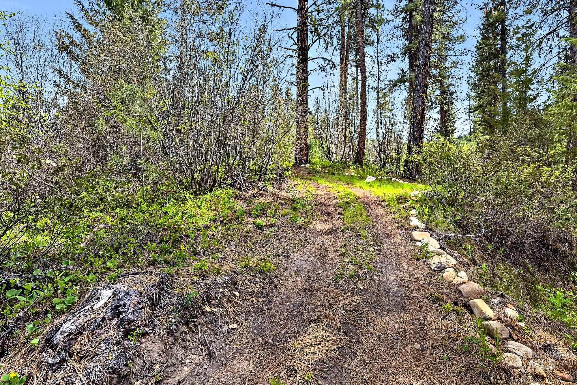 main property photo 30