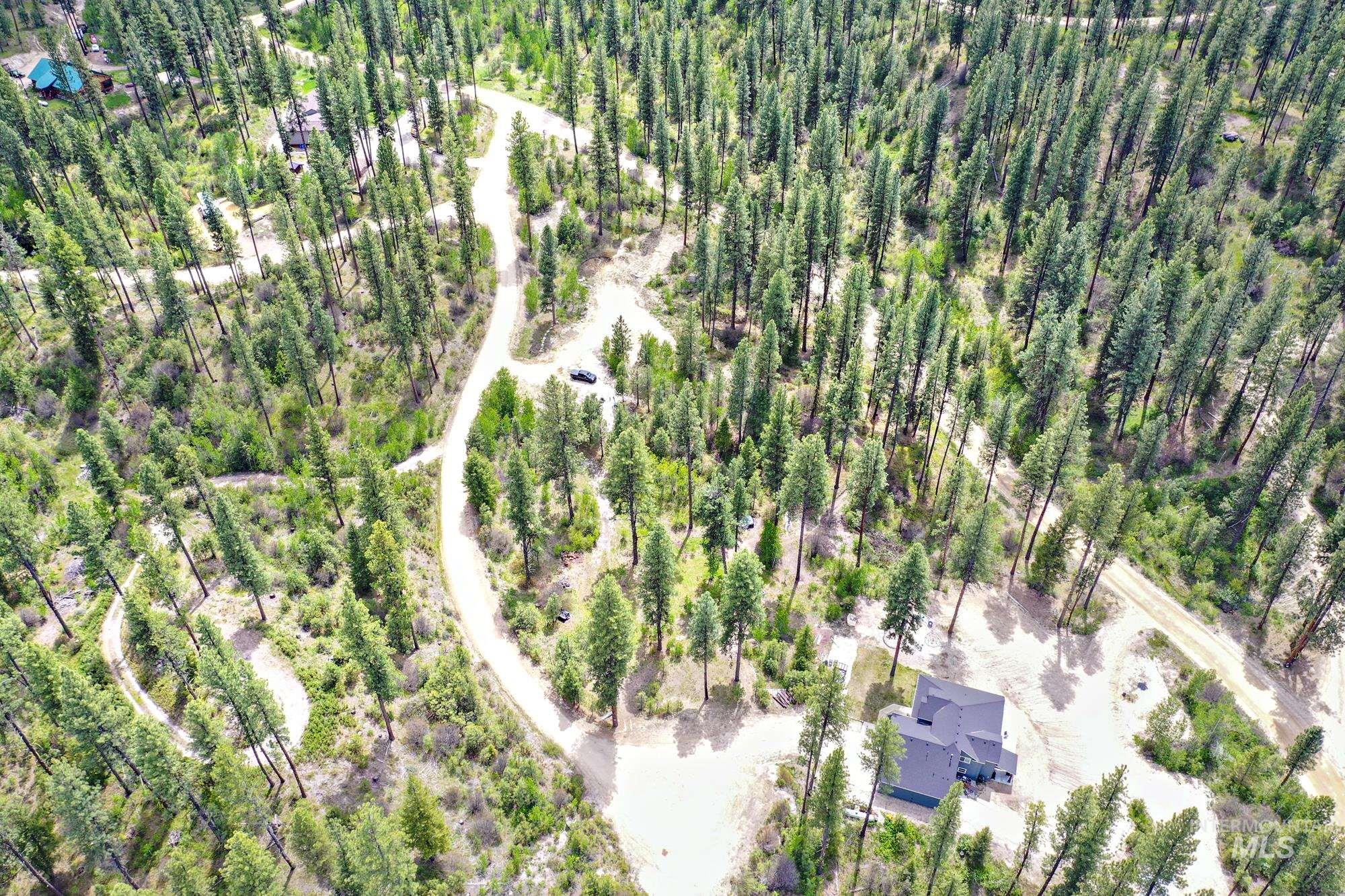 main property photo 36