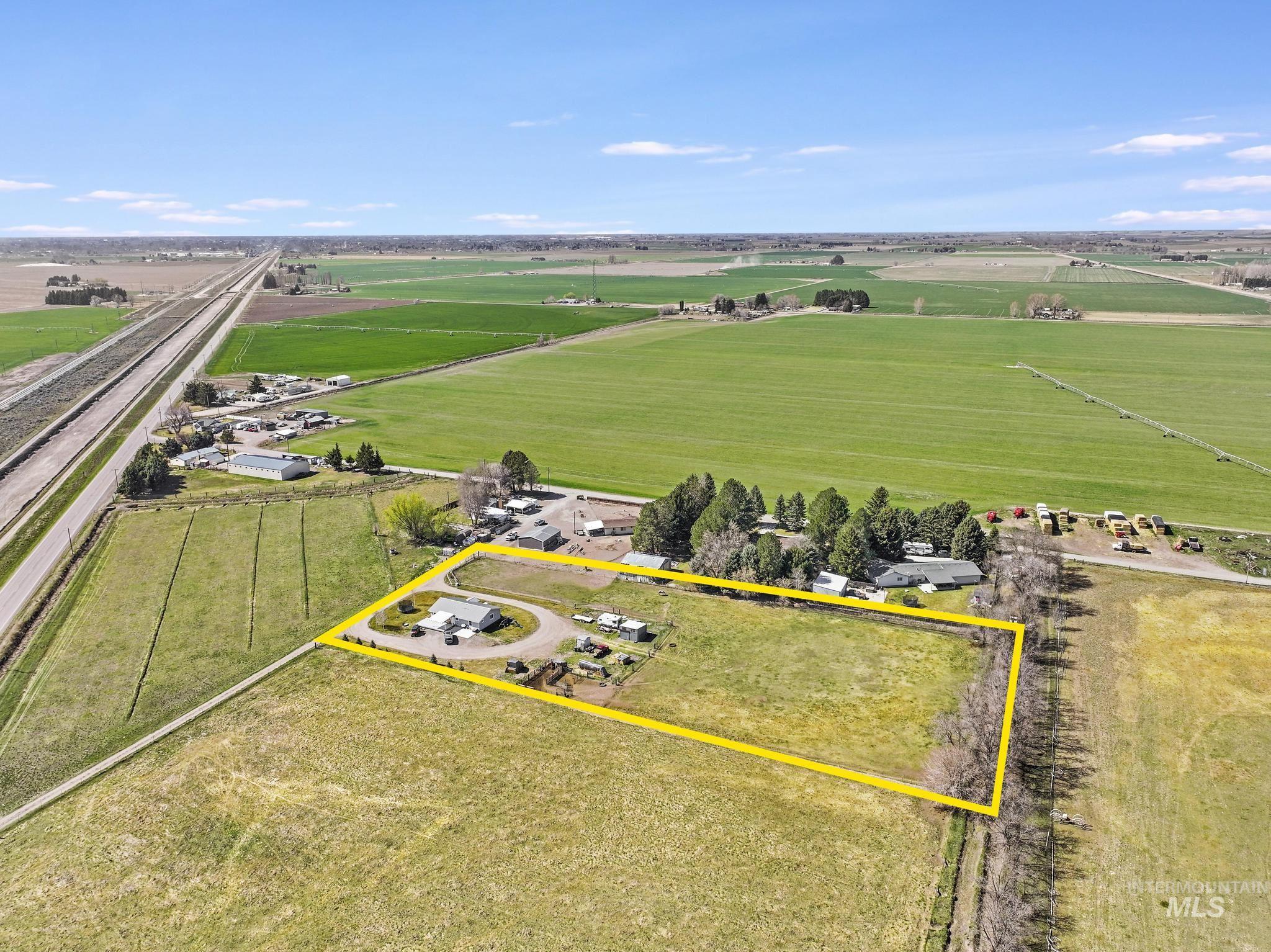 main property photo 39