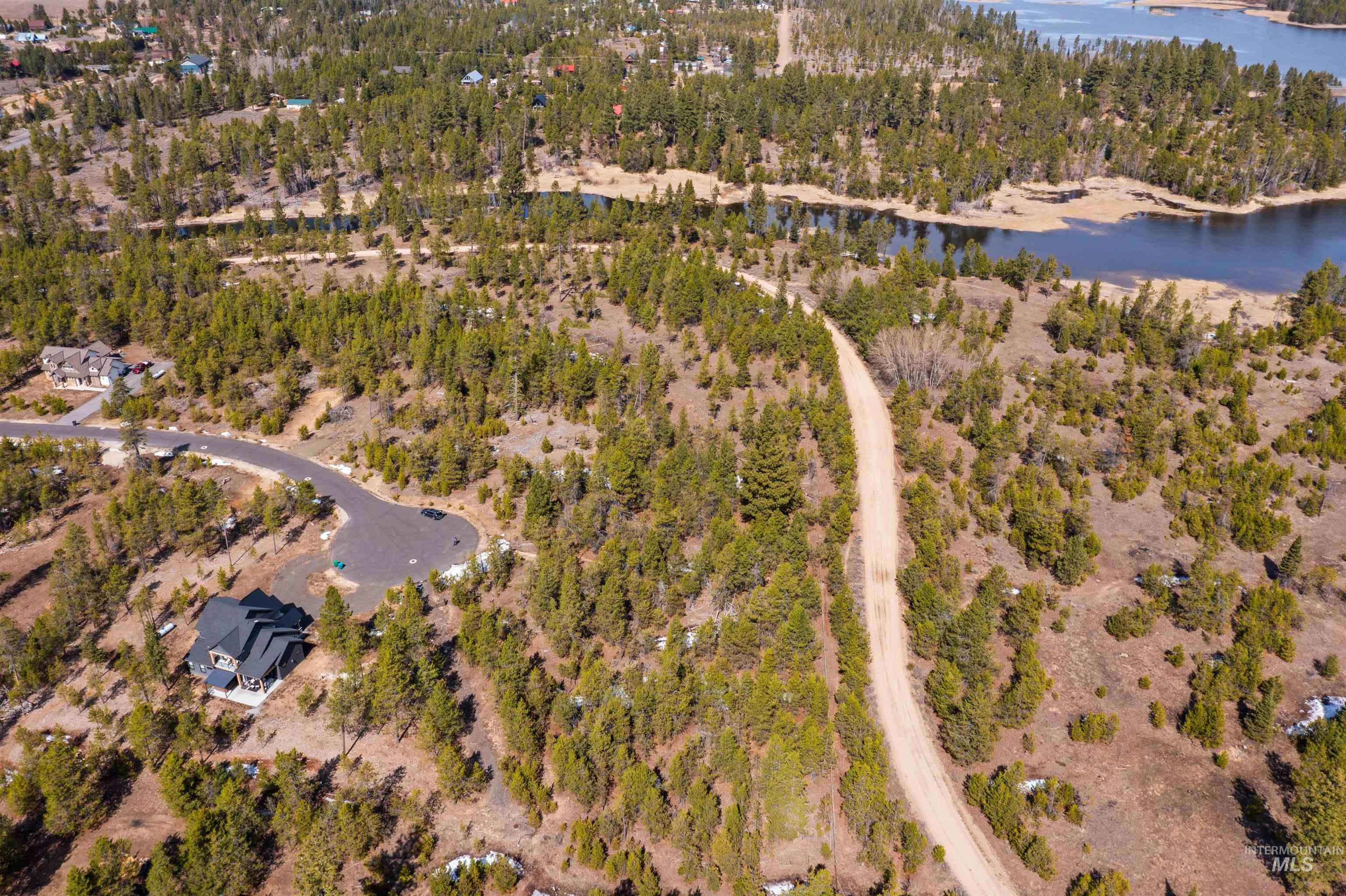 main property photo 17