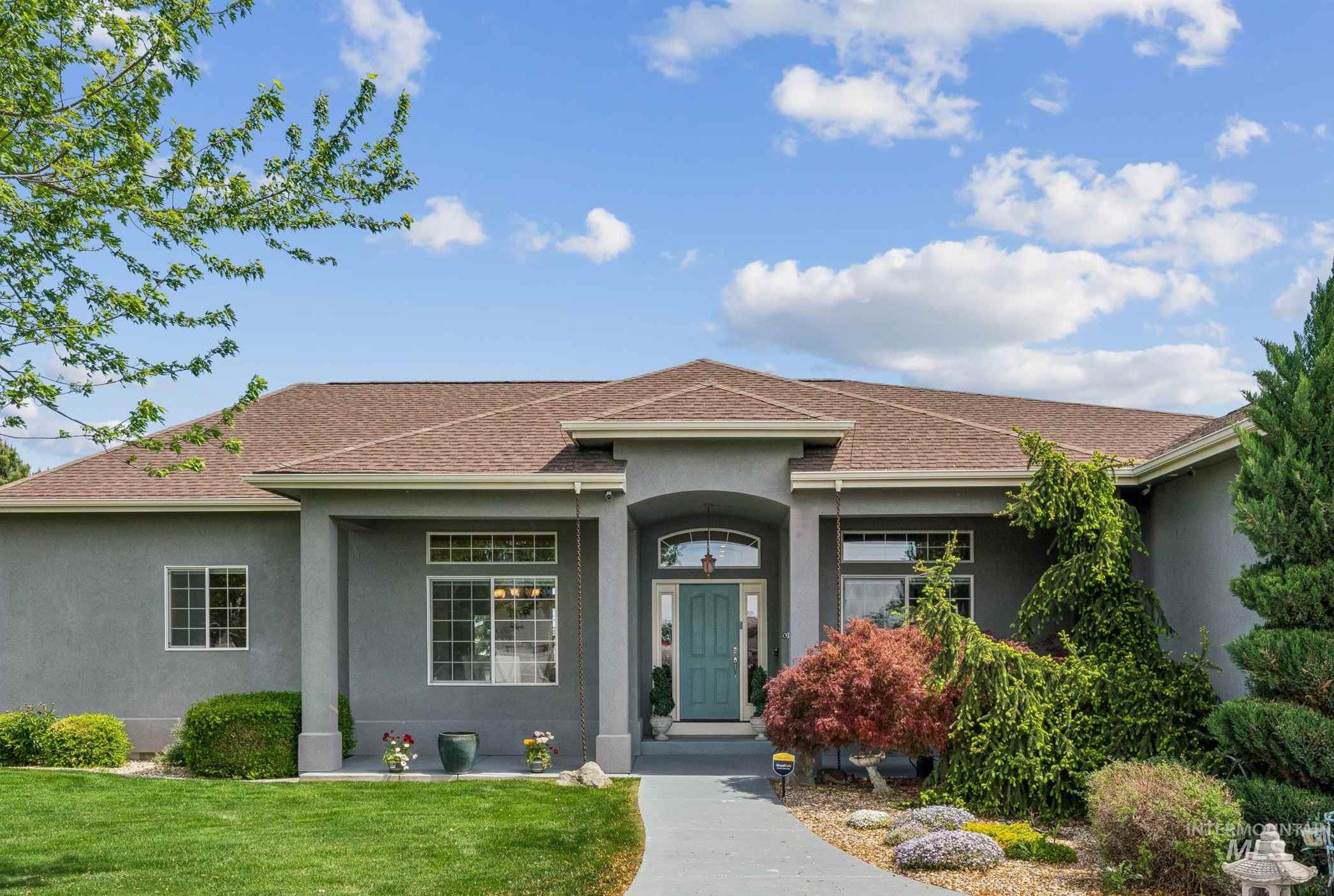 main property photo 8