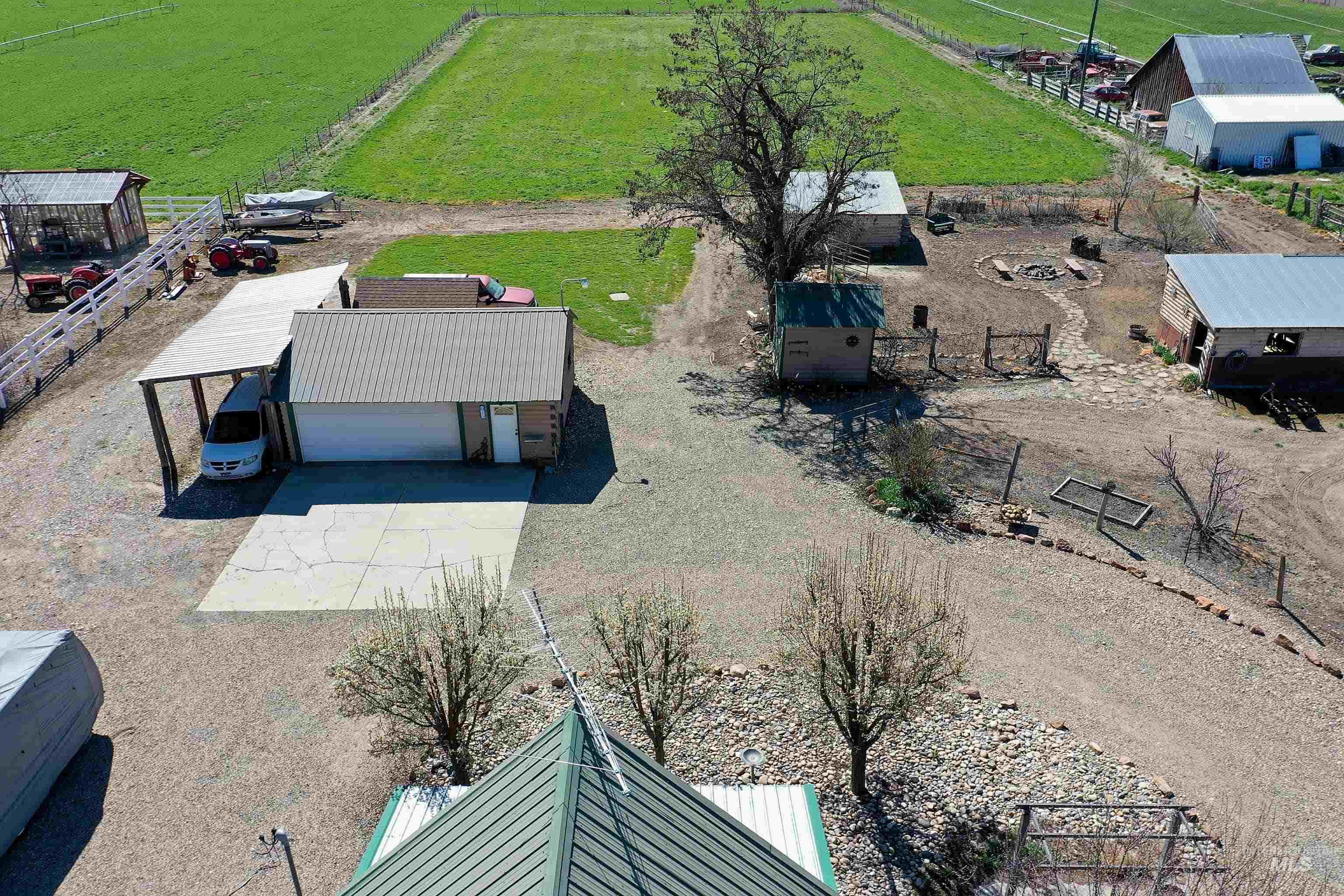 main property photo 22