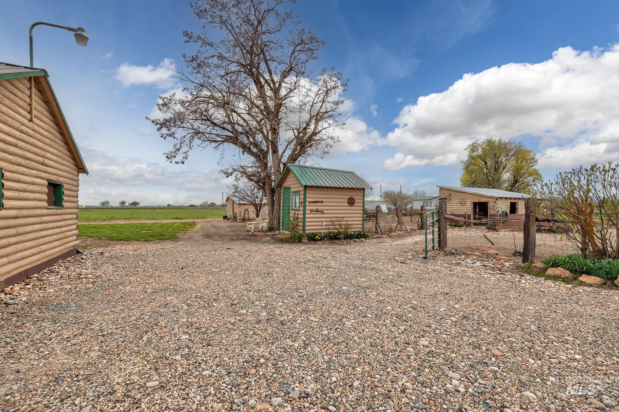 main property photo 32