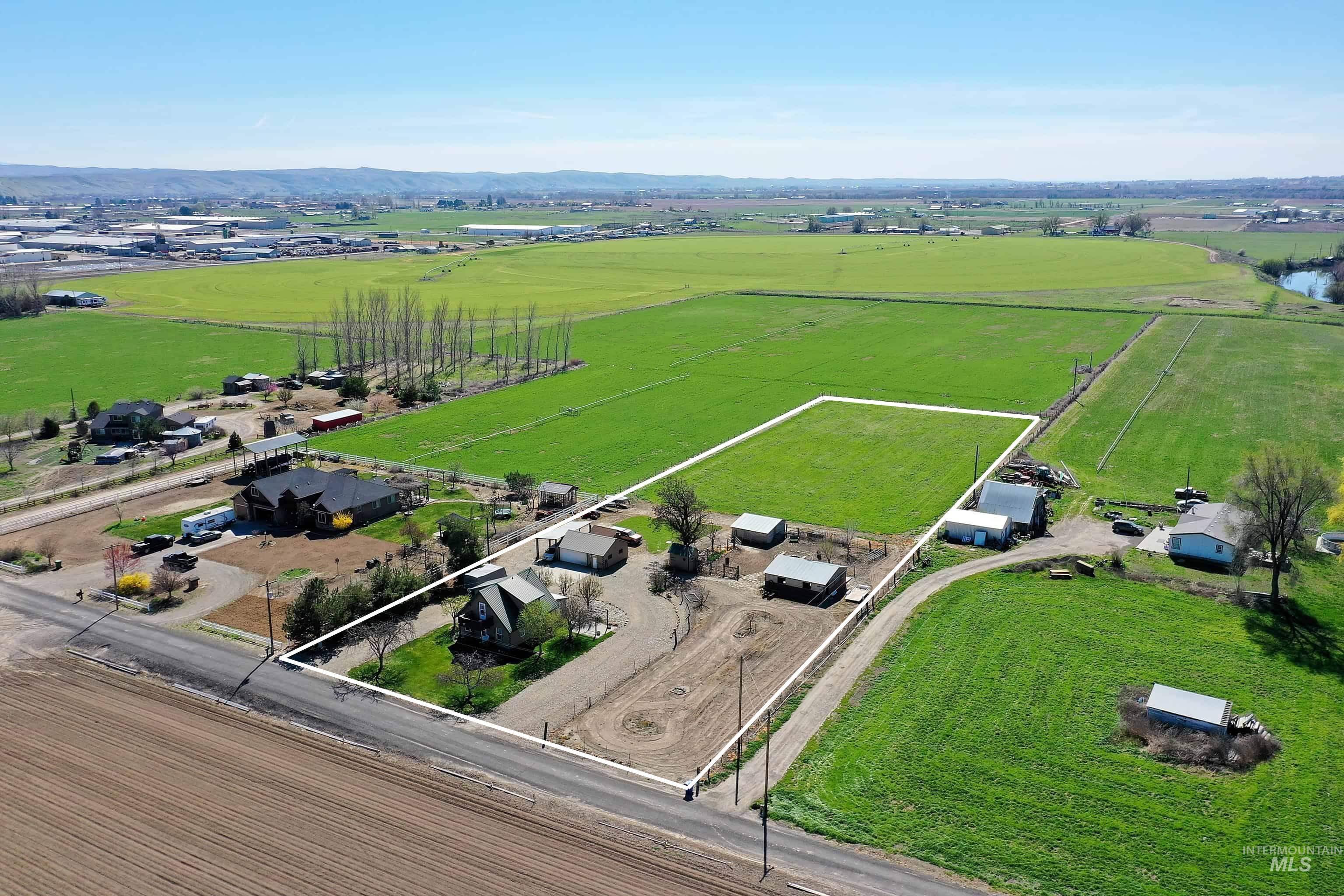 main property photo 46
