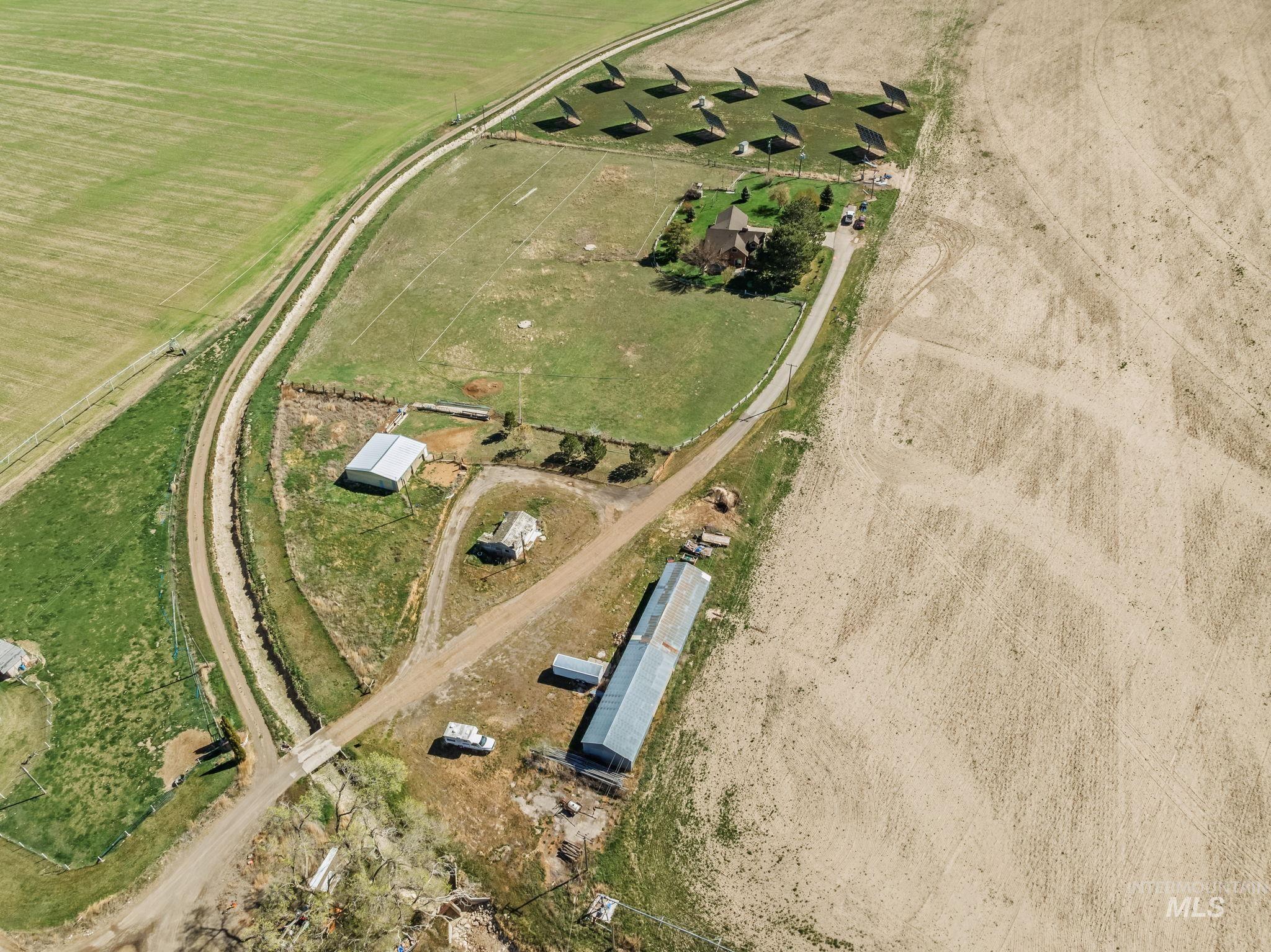 main property photo 4