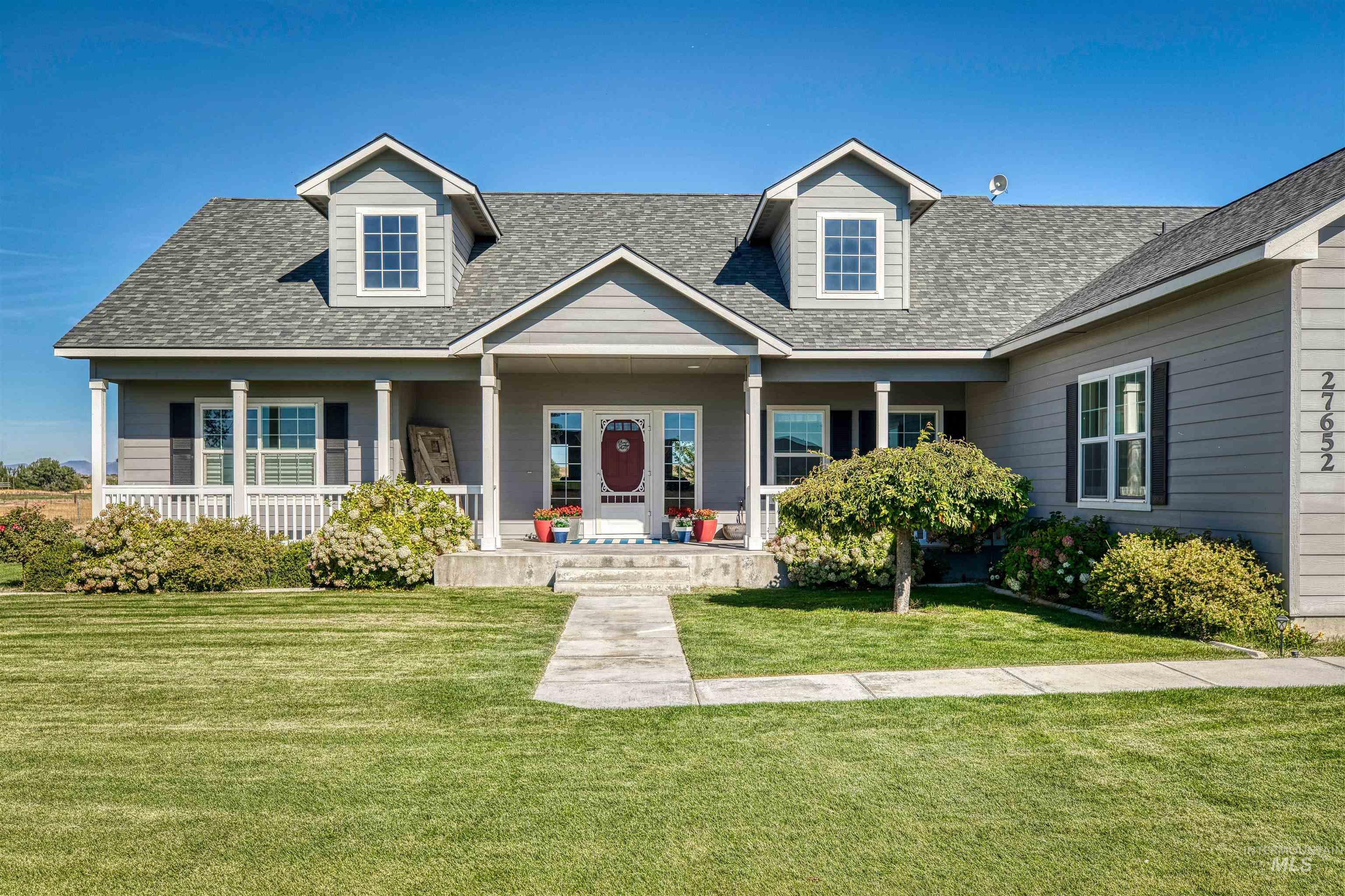 main property photo 2