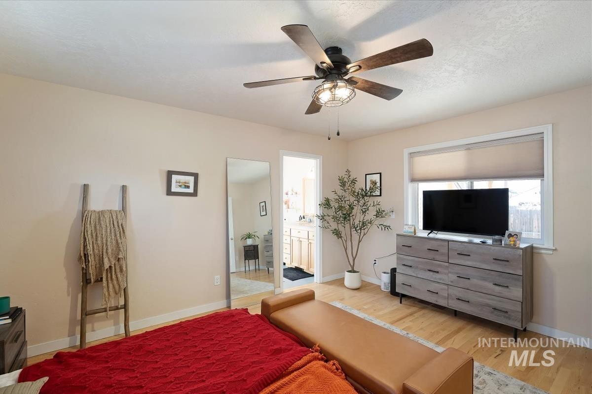 property viewer photo 12