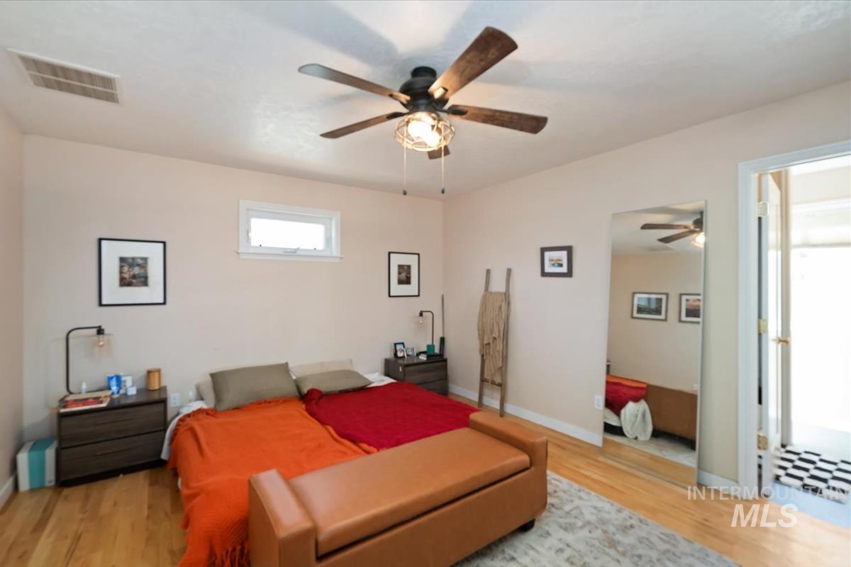 property viewer photo 13