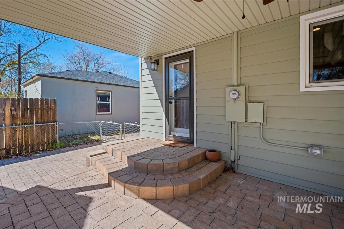 property viewer photo 17