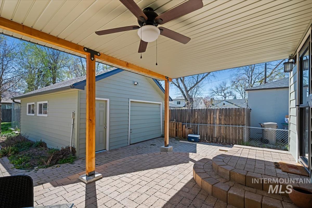 property viewer photo 19