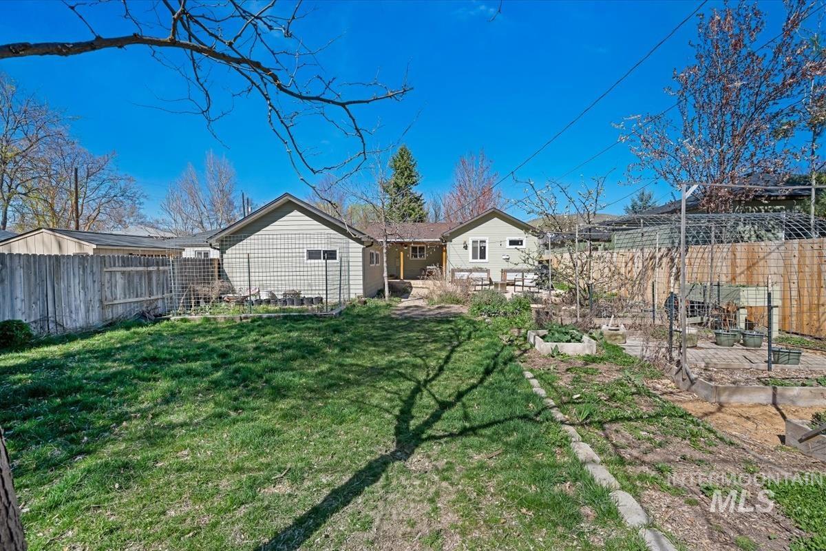 property viewer photo 22