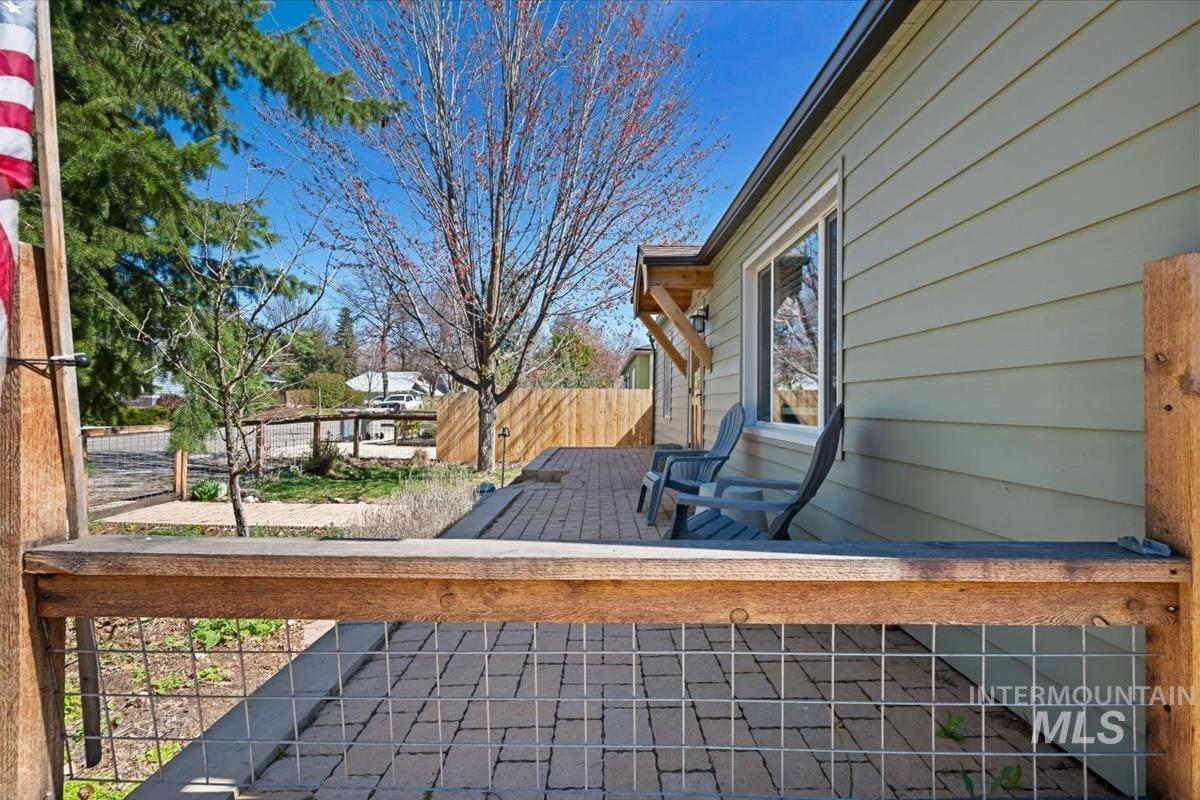 property viewer photo 25