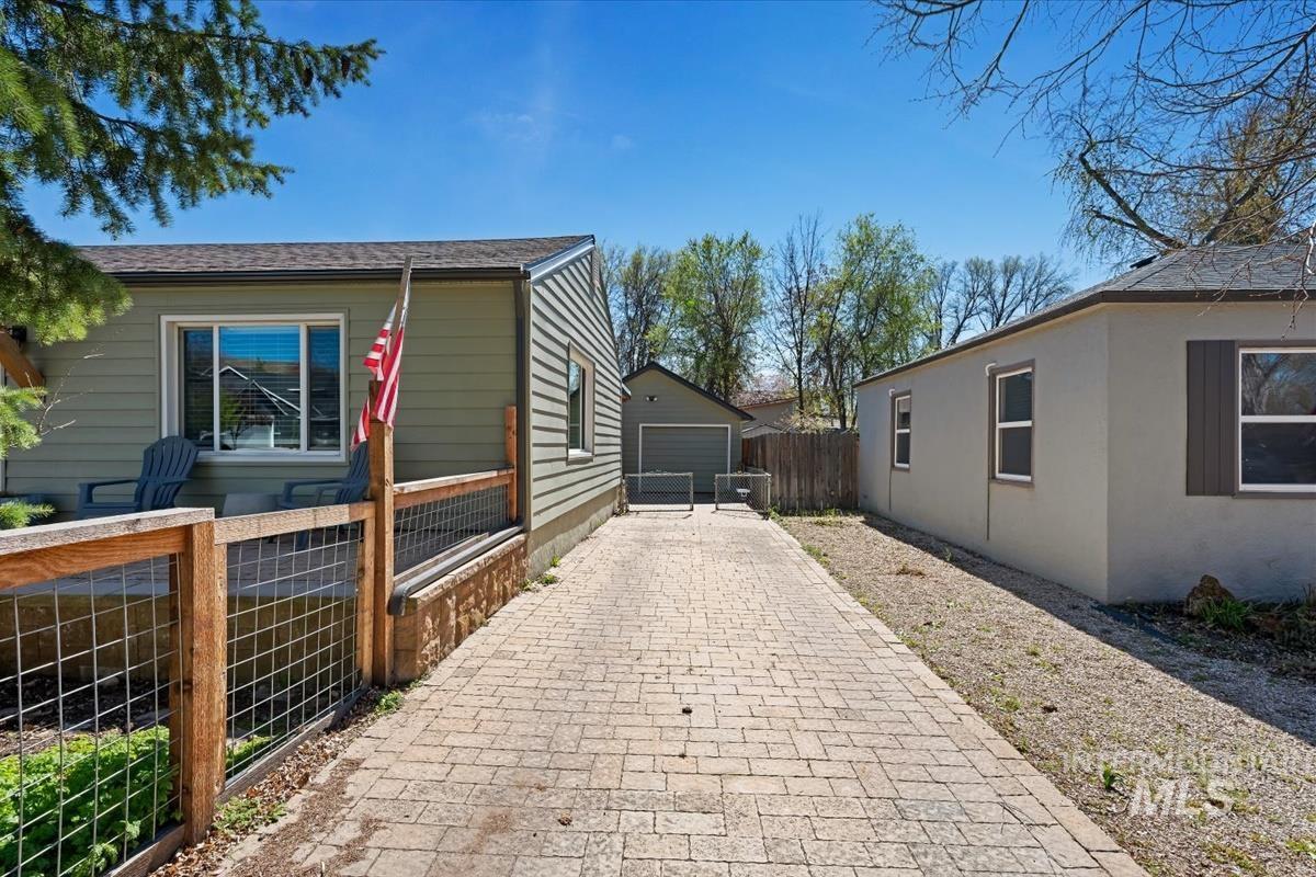 property viewer photo 28