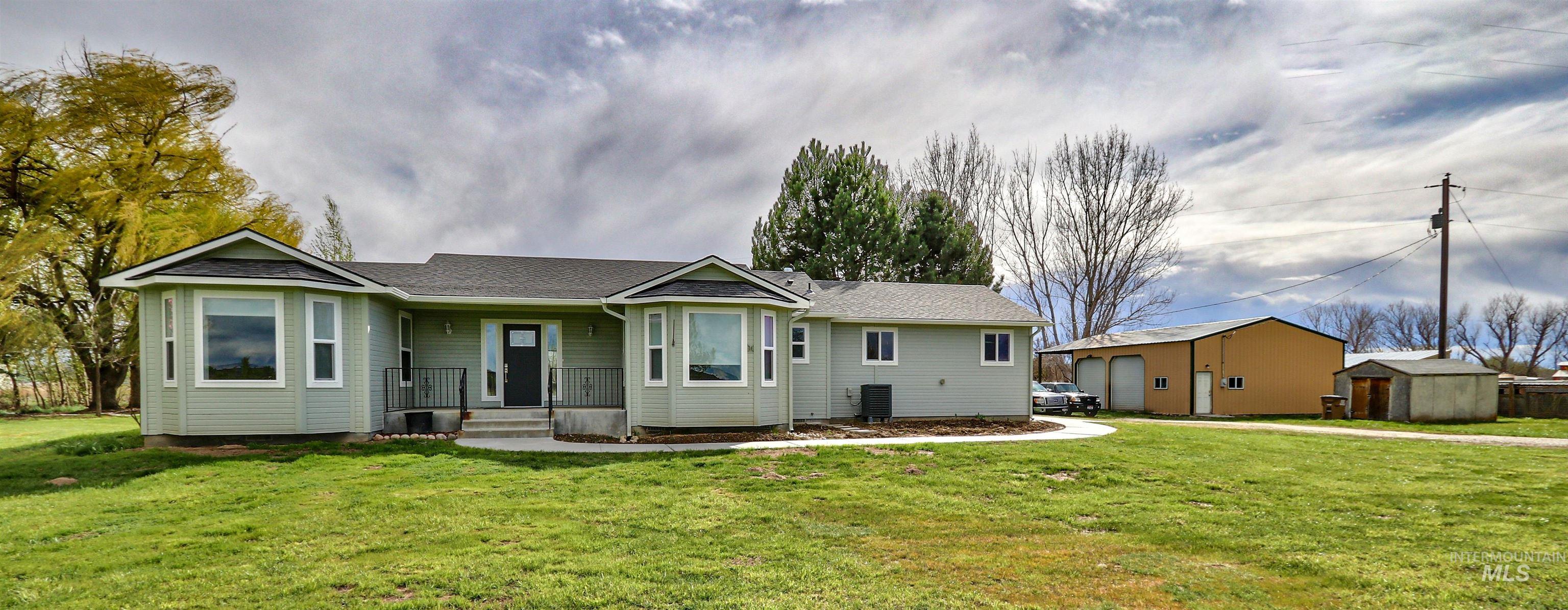 main property photo 3