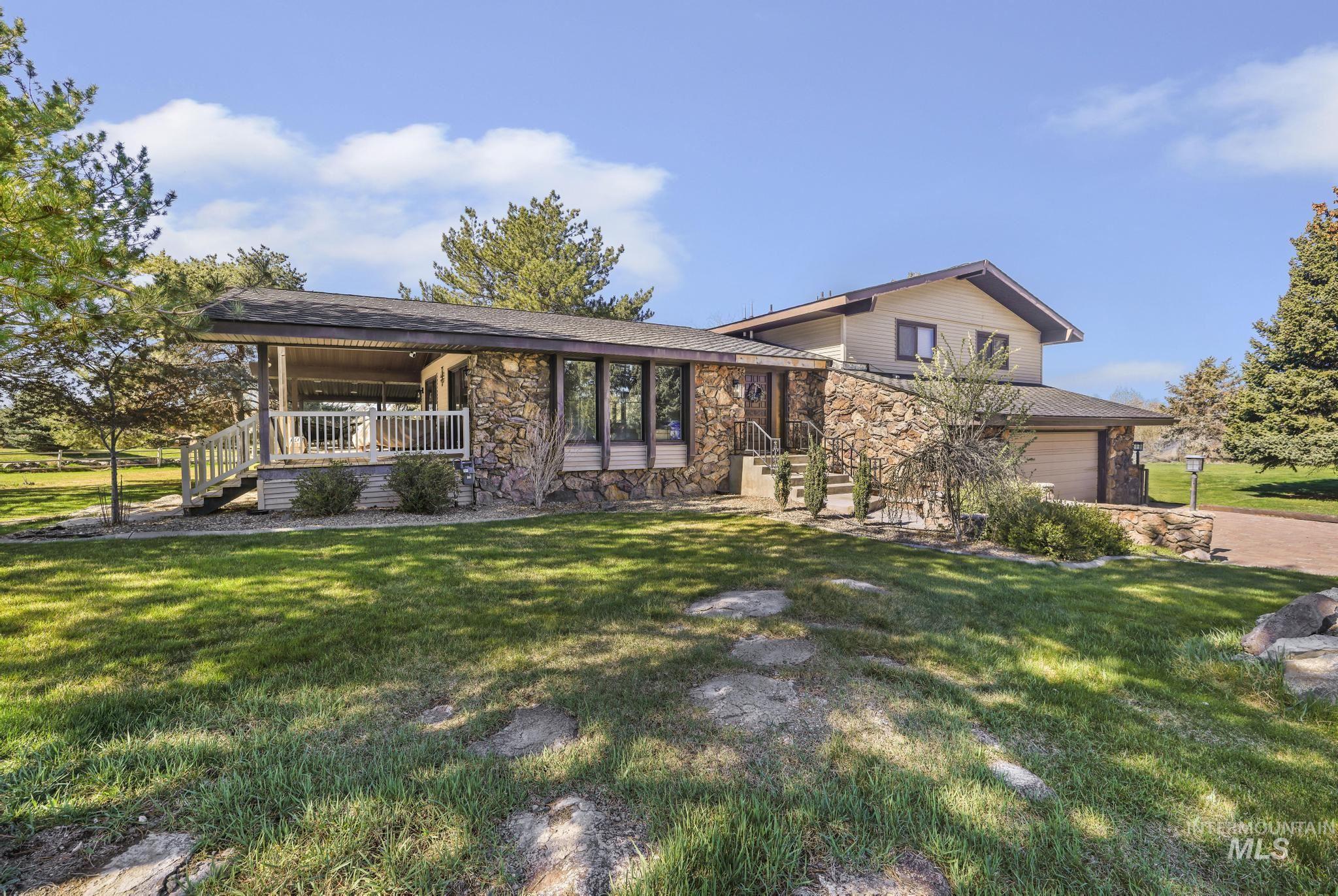 main property photo 12