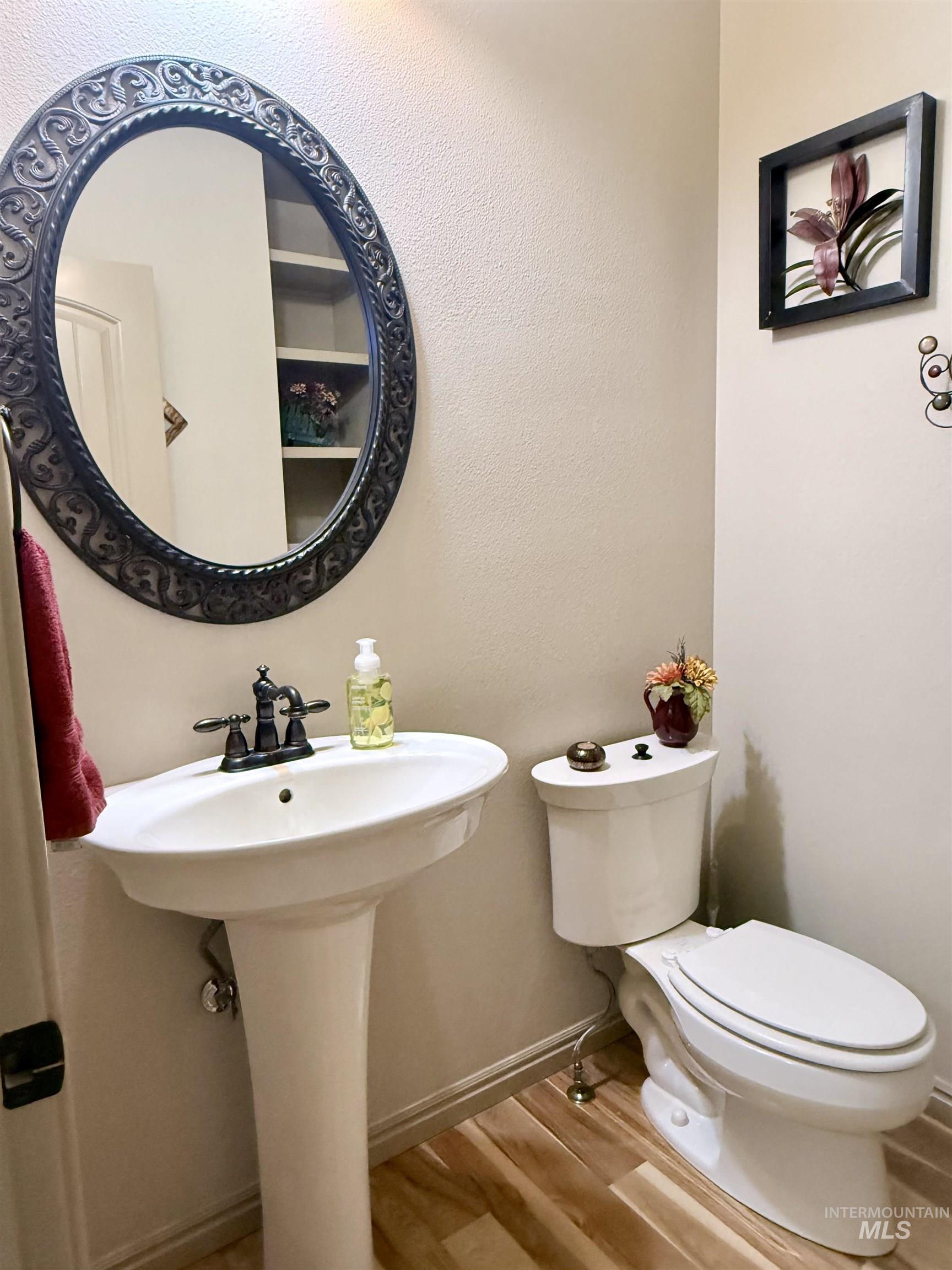 main property photo 29