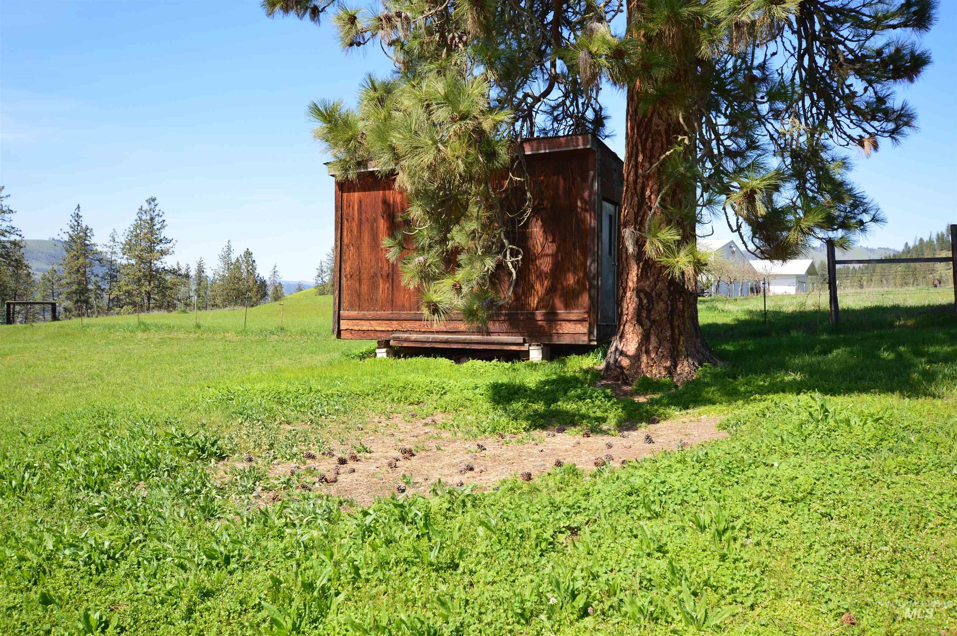 main property photo 34