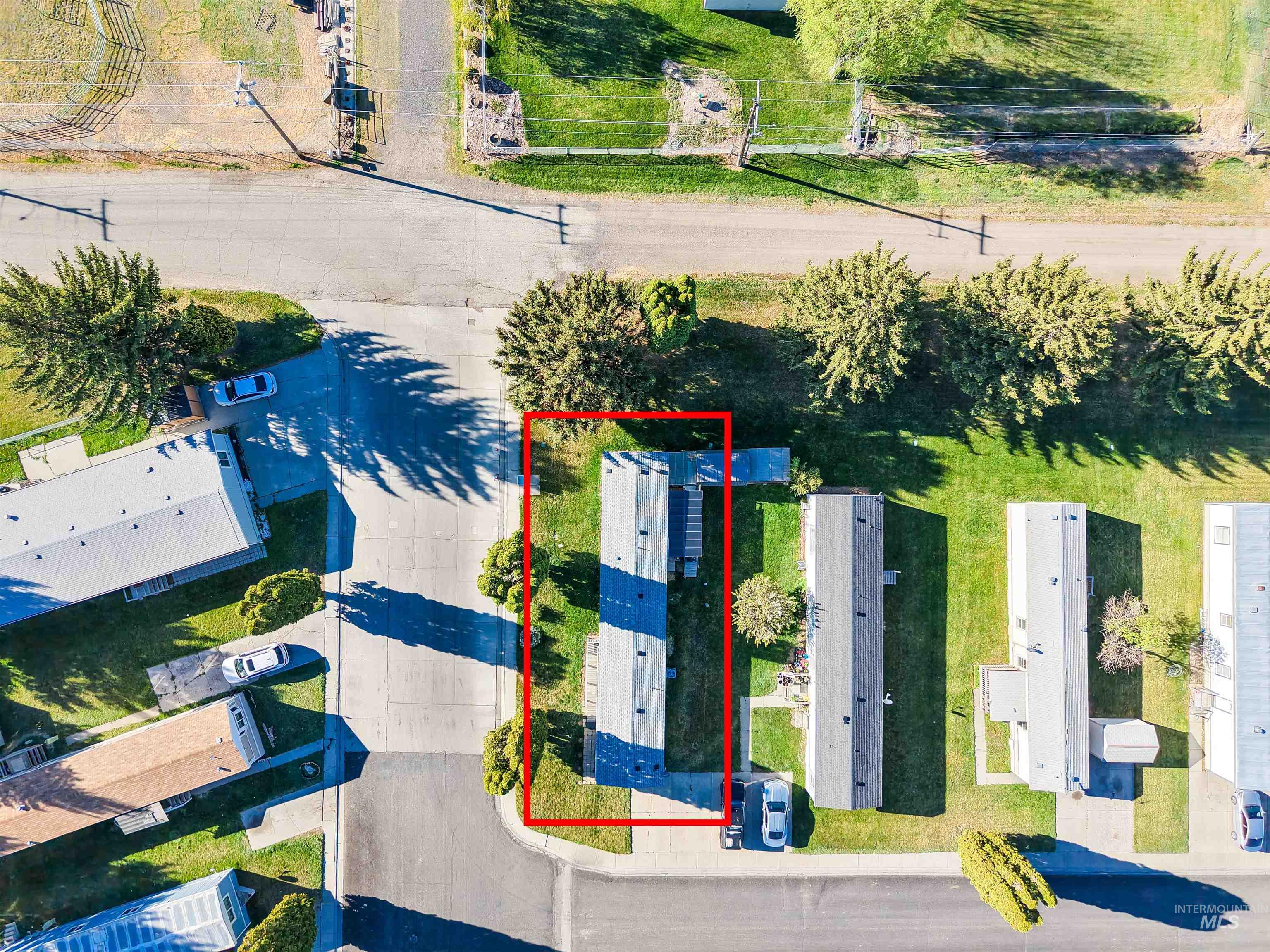 main property photo 27