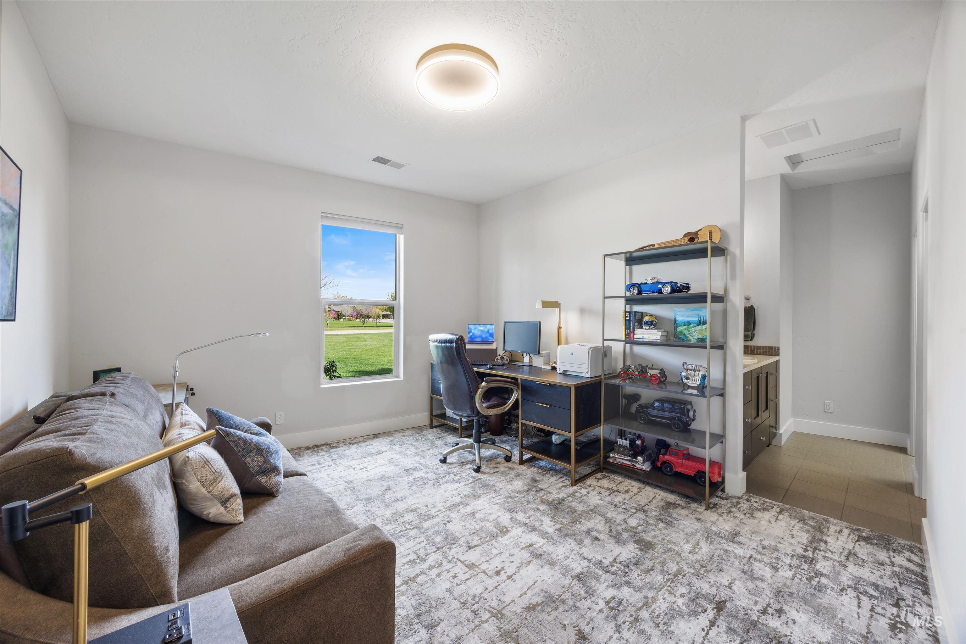 property viewer photo 34