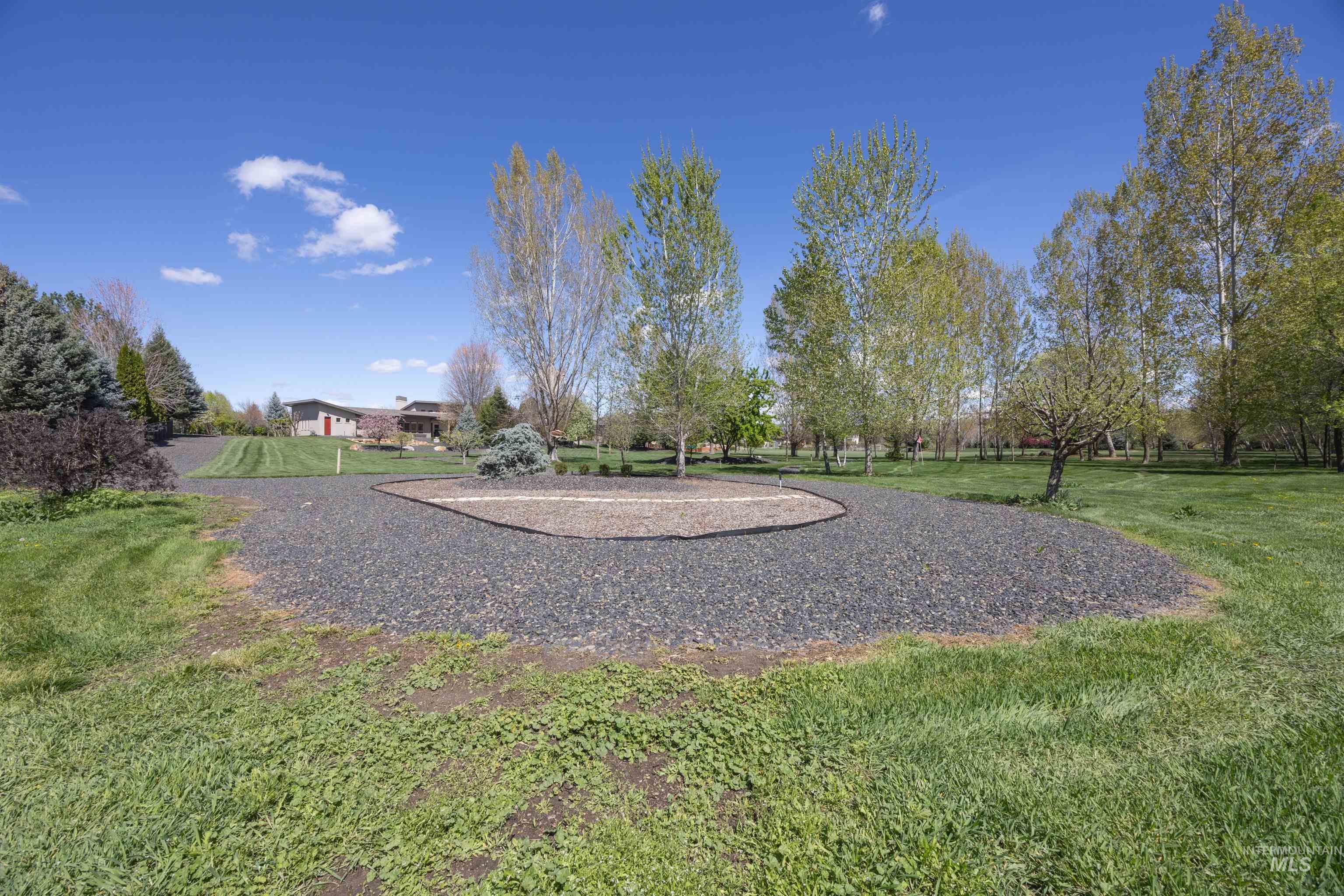 property viewer photo 45