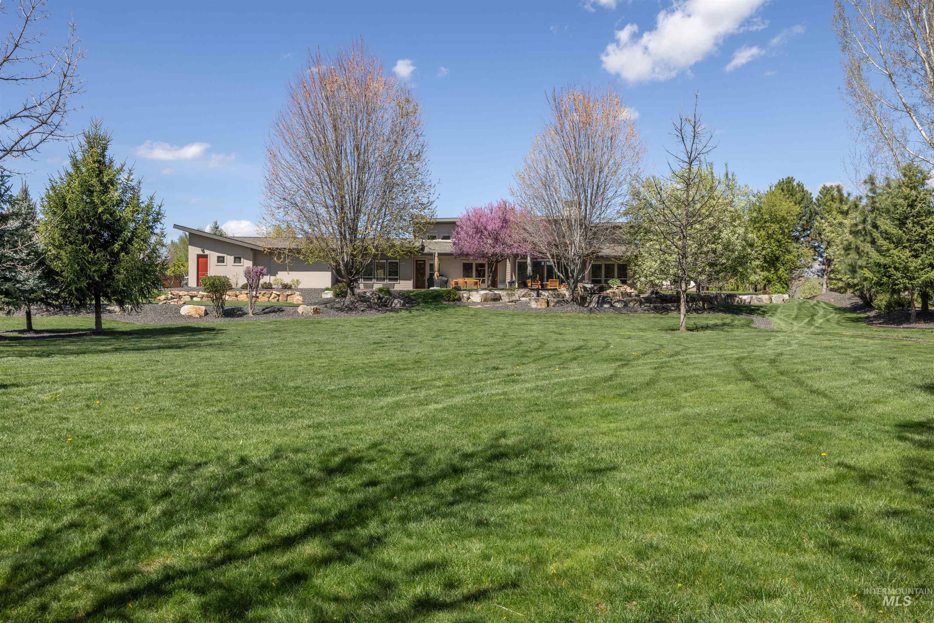 property viewer photo 47