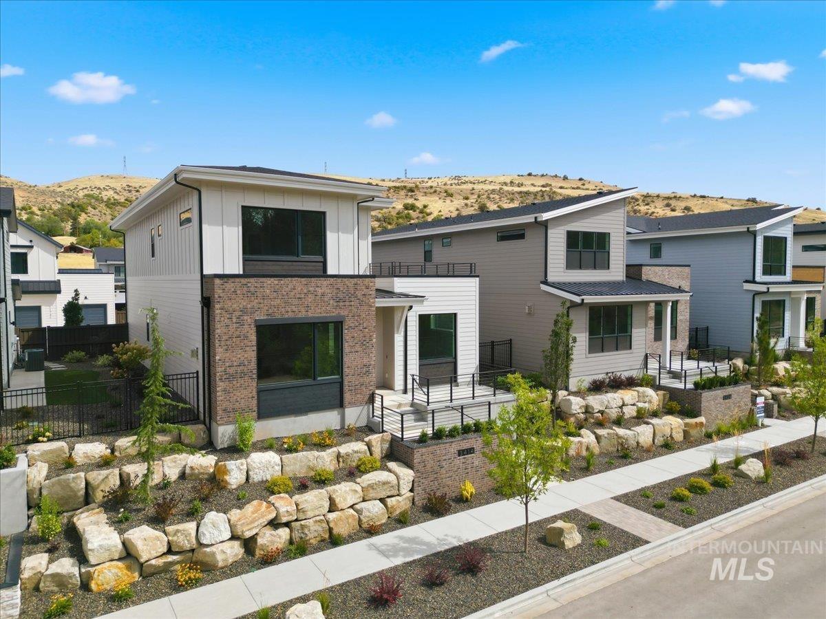 main property photo 48