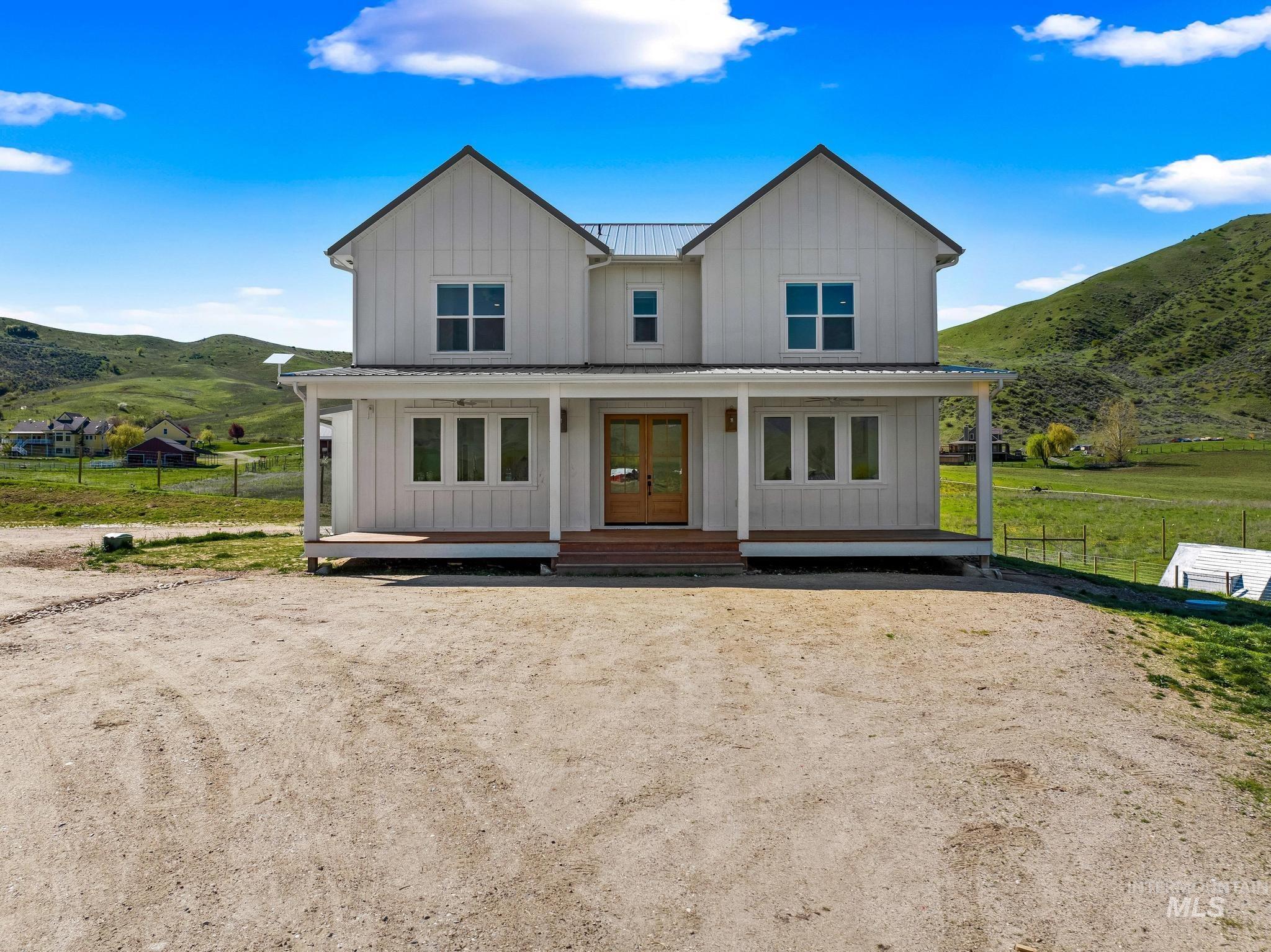 main property photo 4