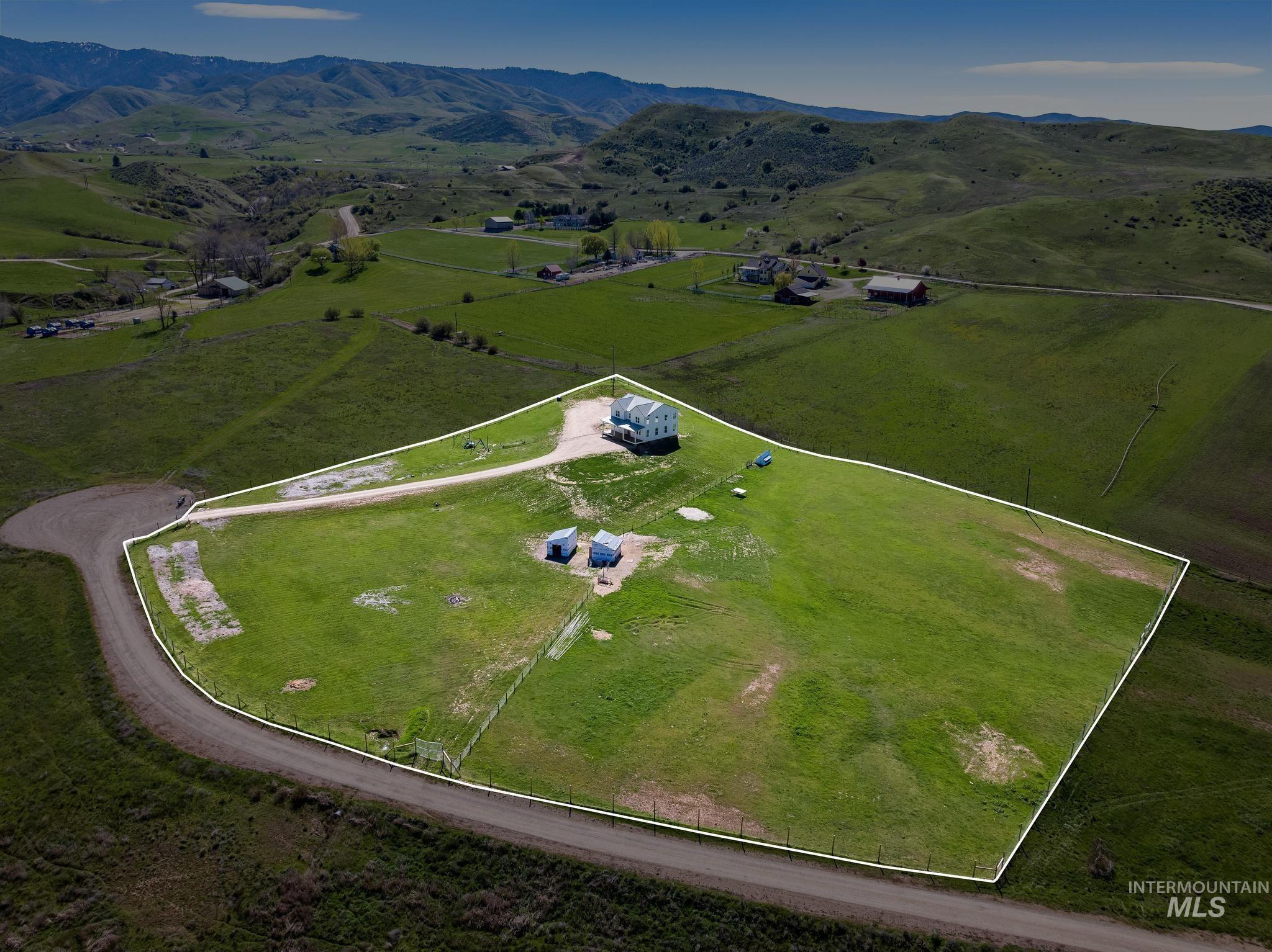 main property photo 45