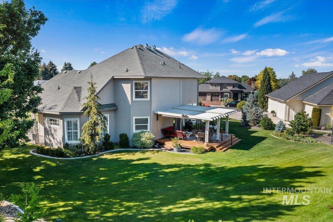 main property photo 6
