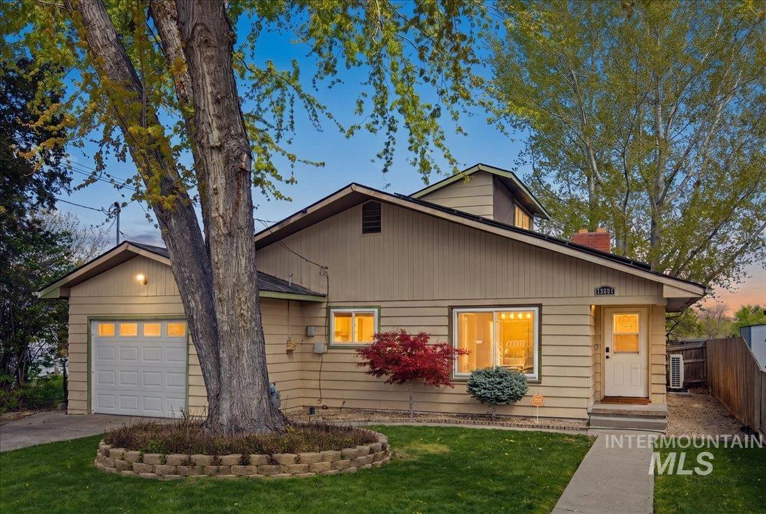 main property photo 29