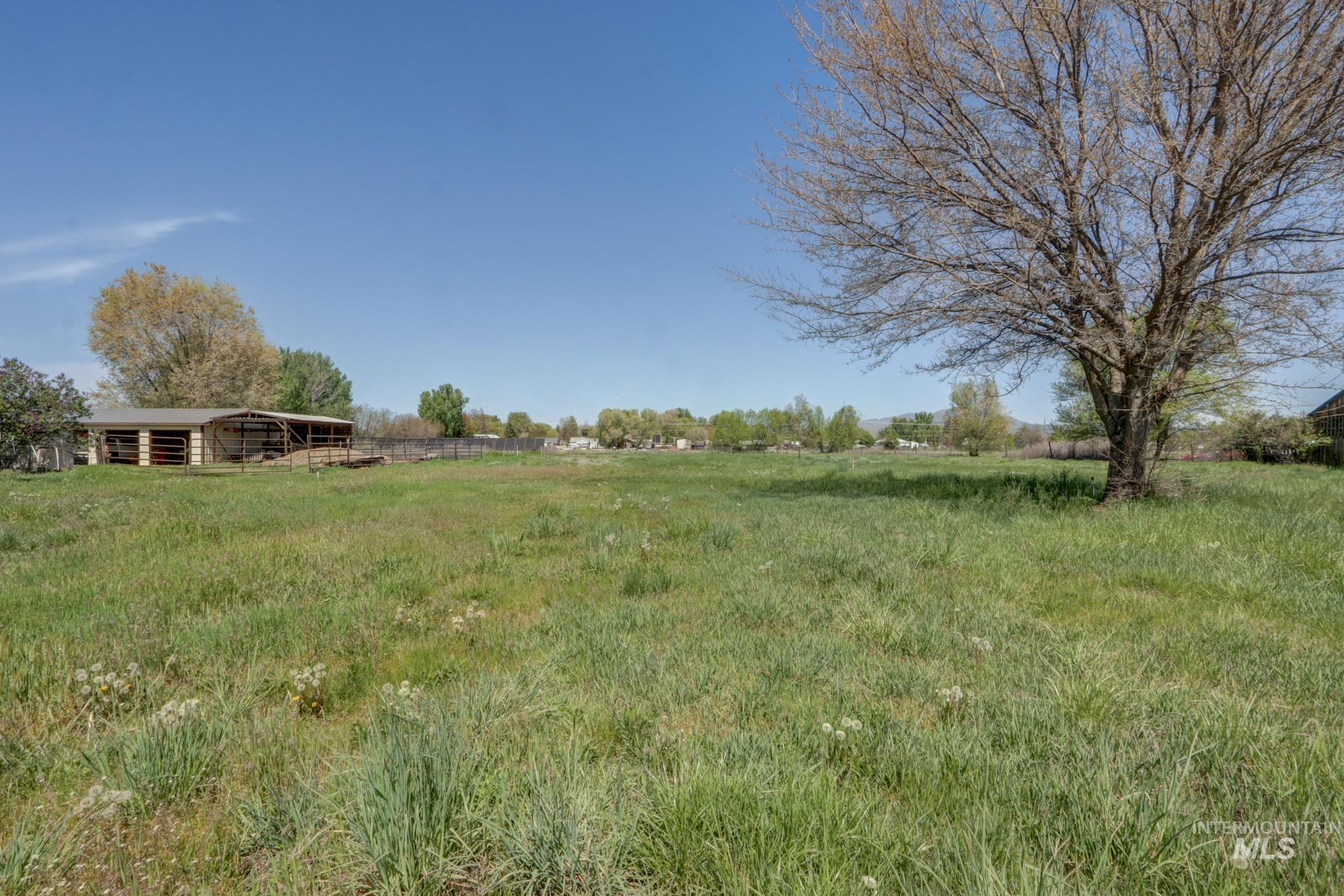 main property photo 47