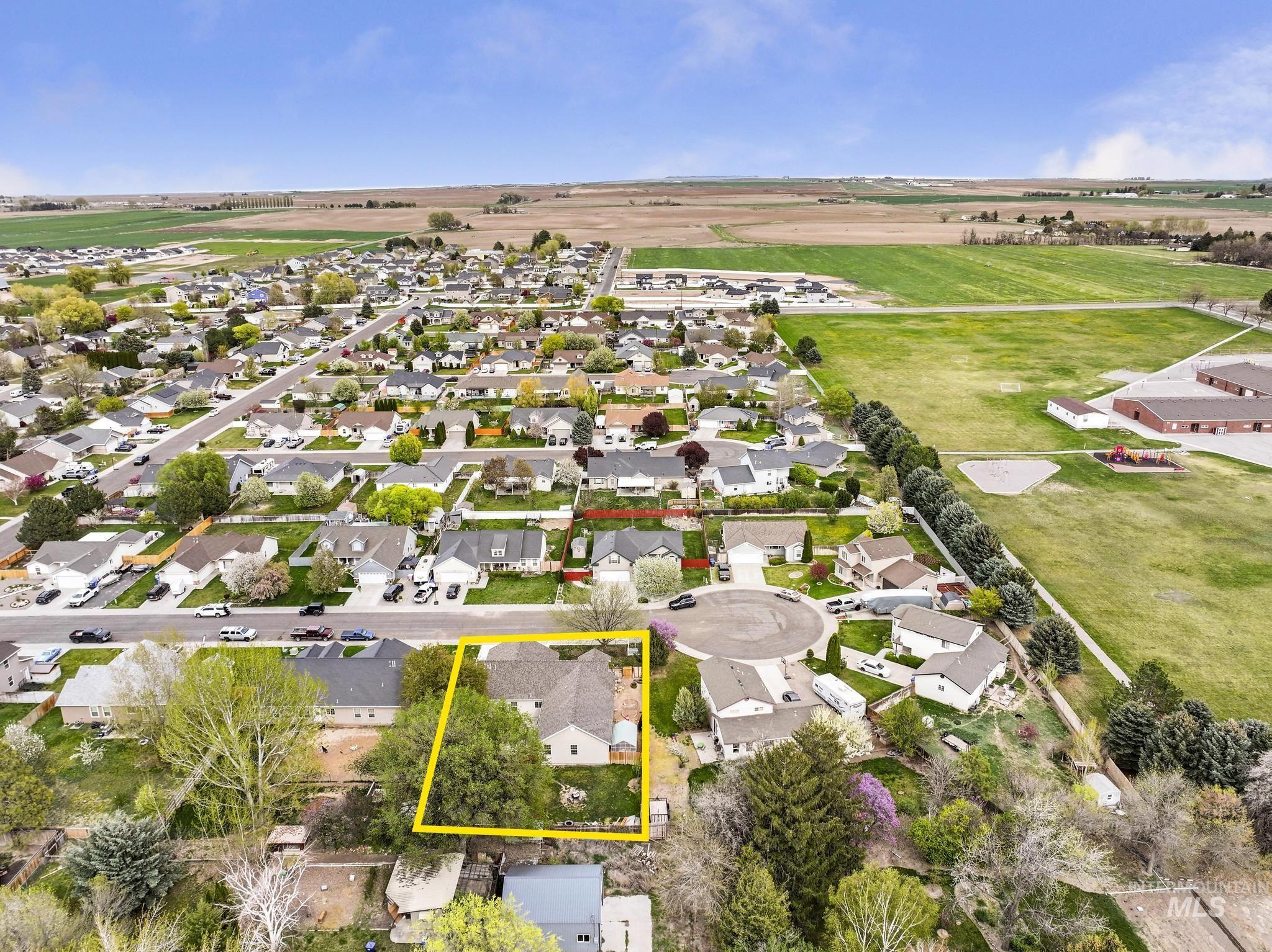main property photo 29
