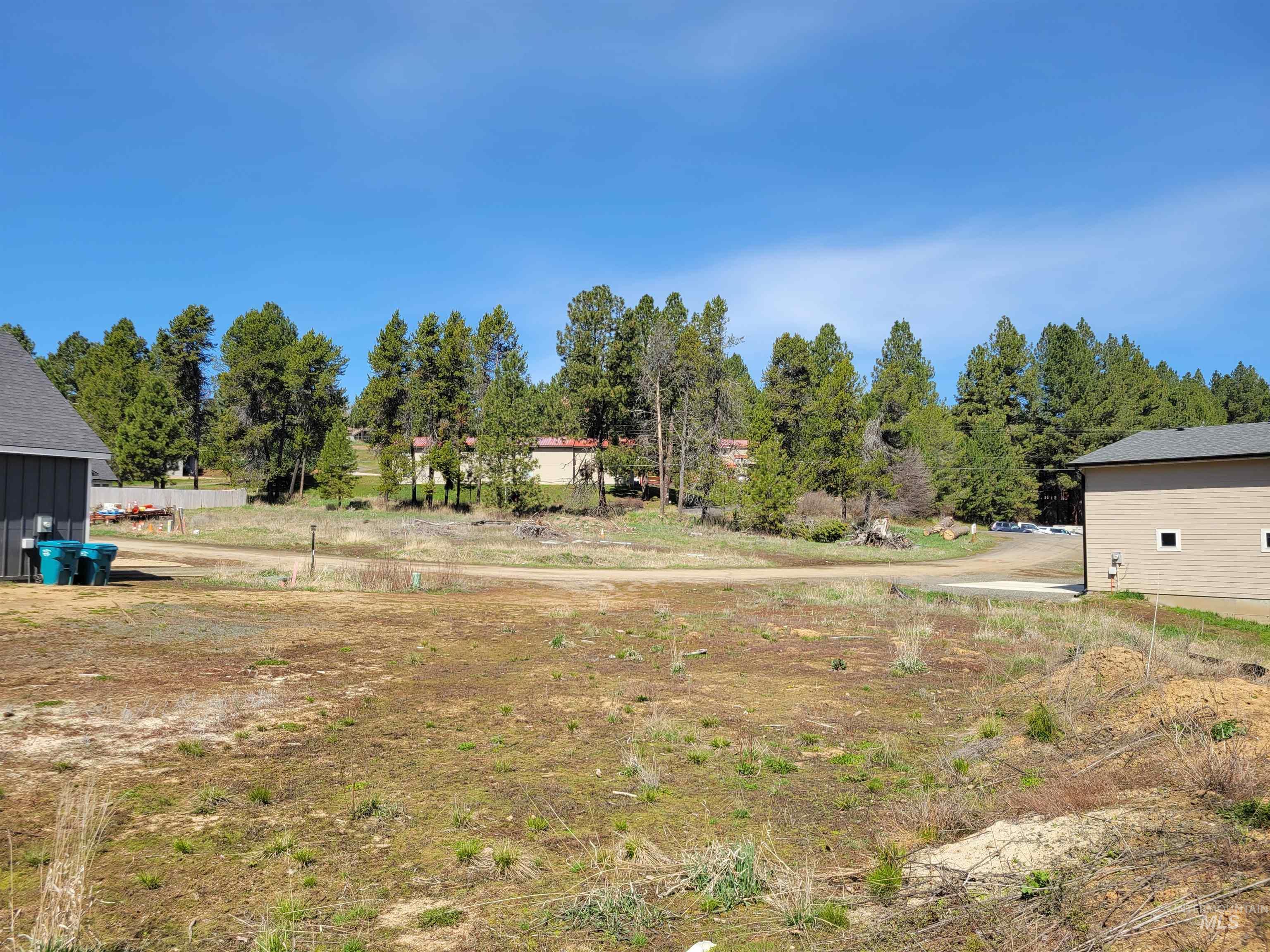 main property photo 5