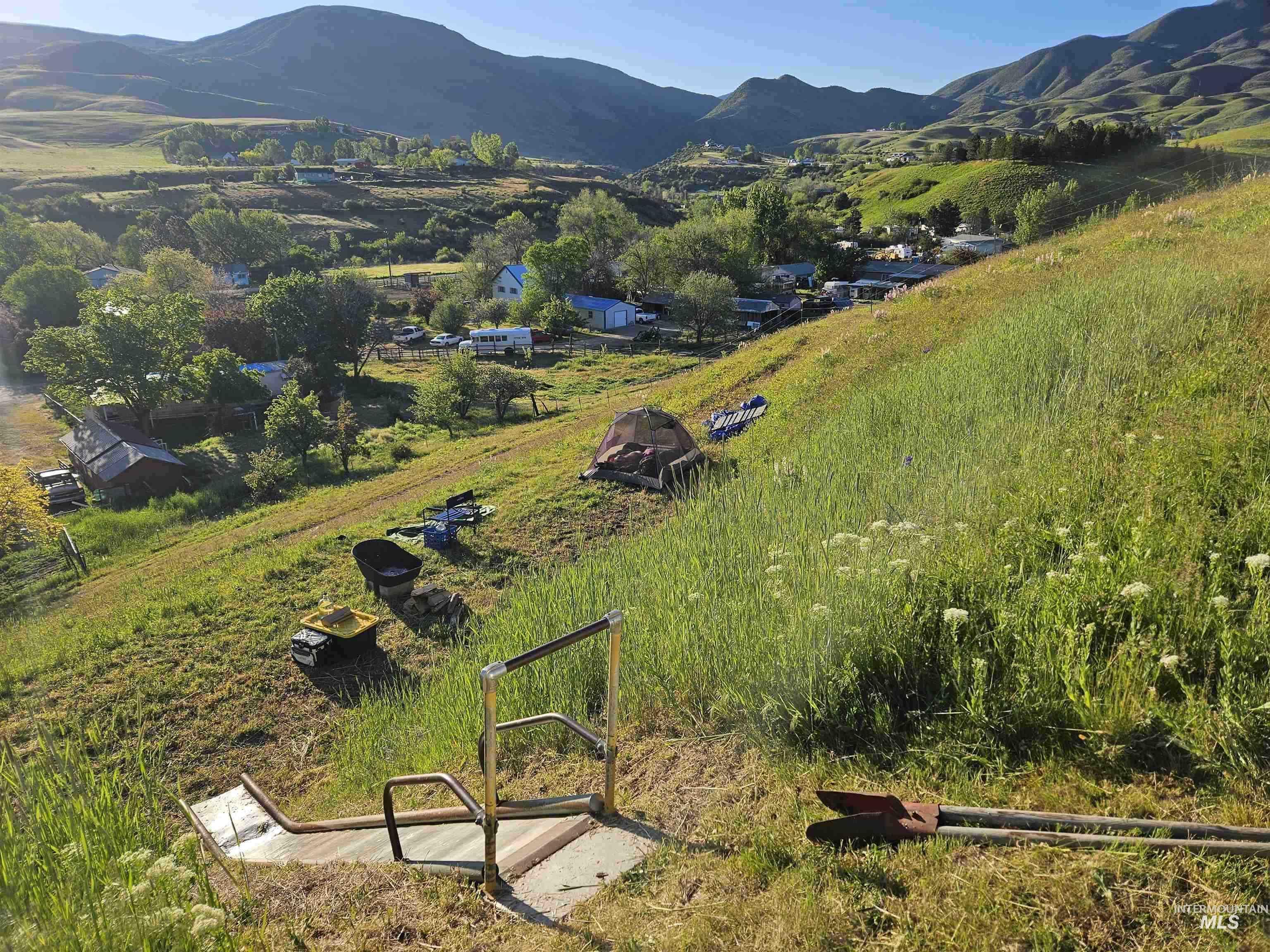 main property photo 14