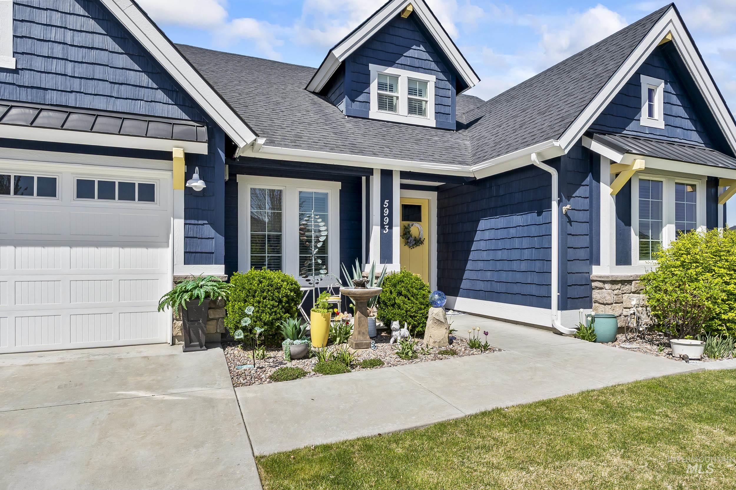 property viewer photo 1