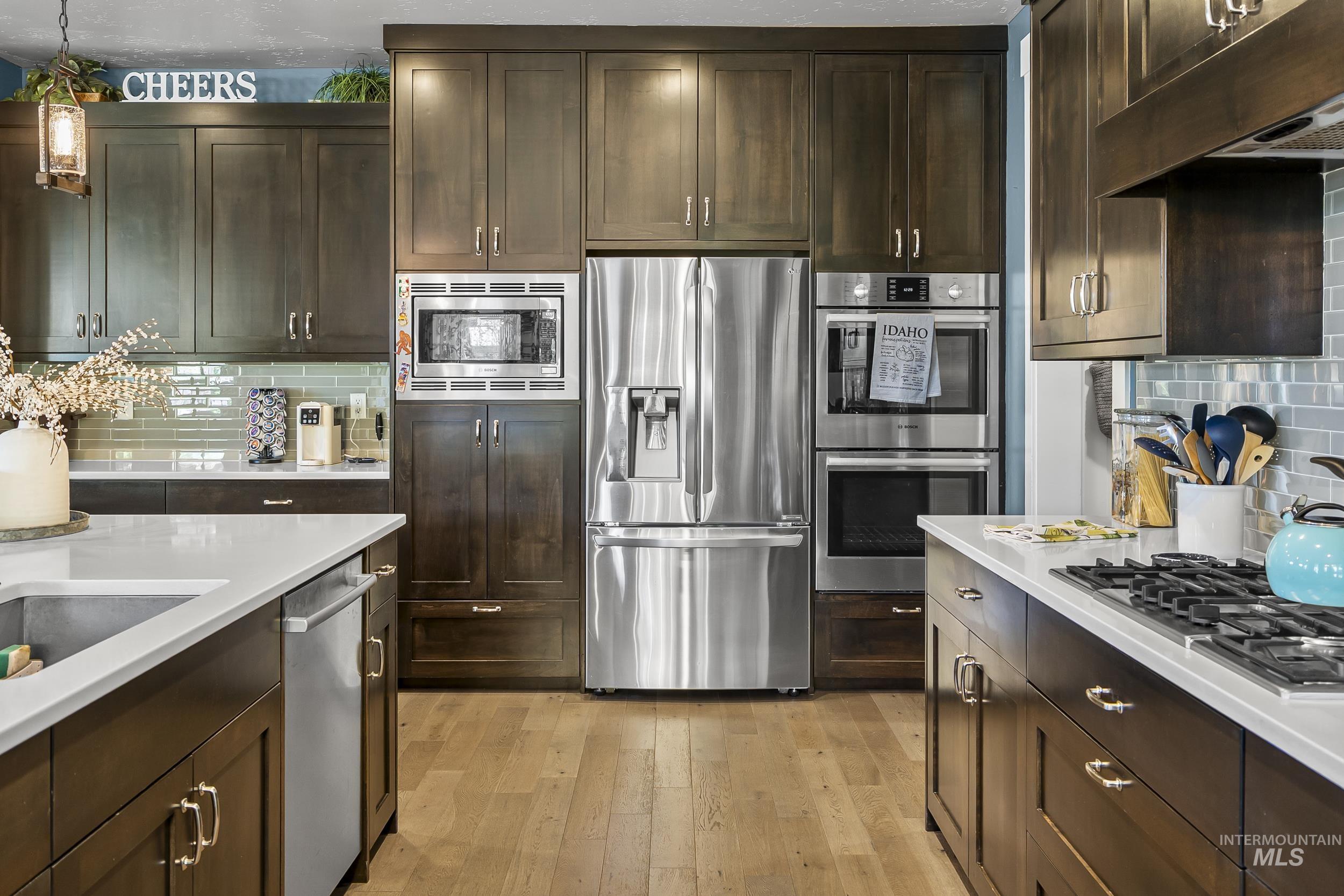 property viewer photo 20