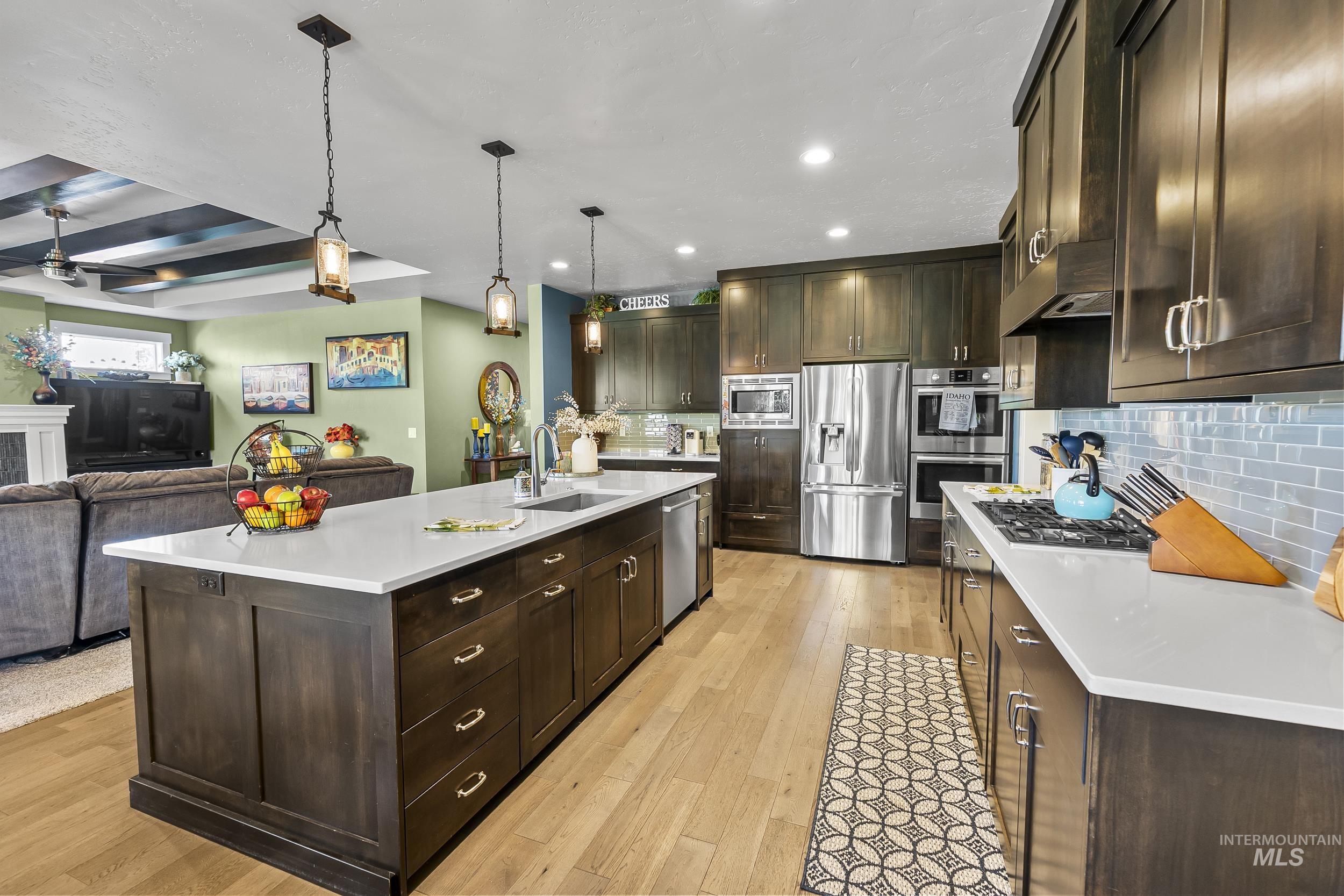 property viewer photo 22