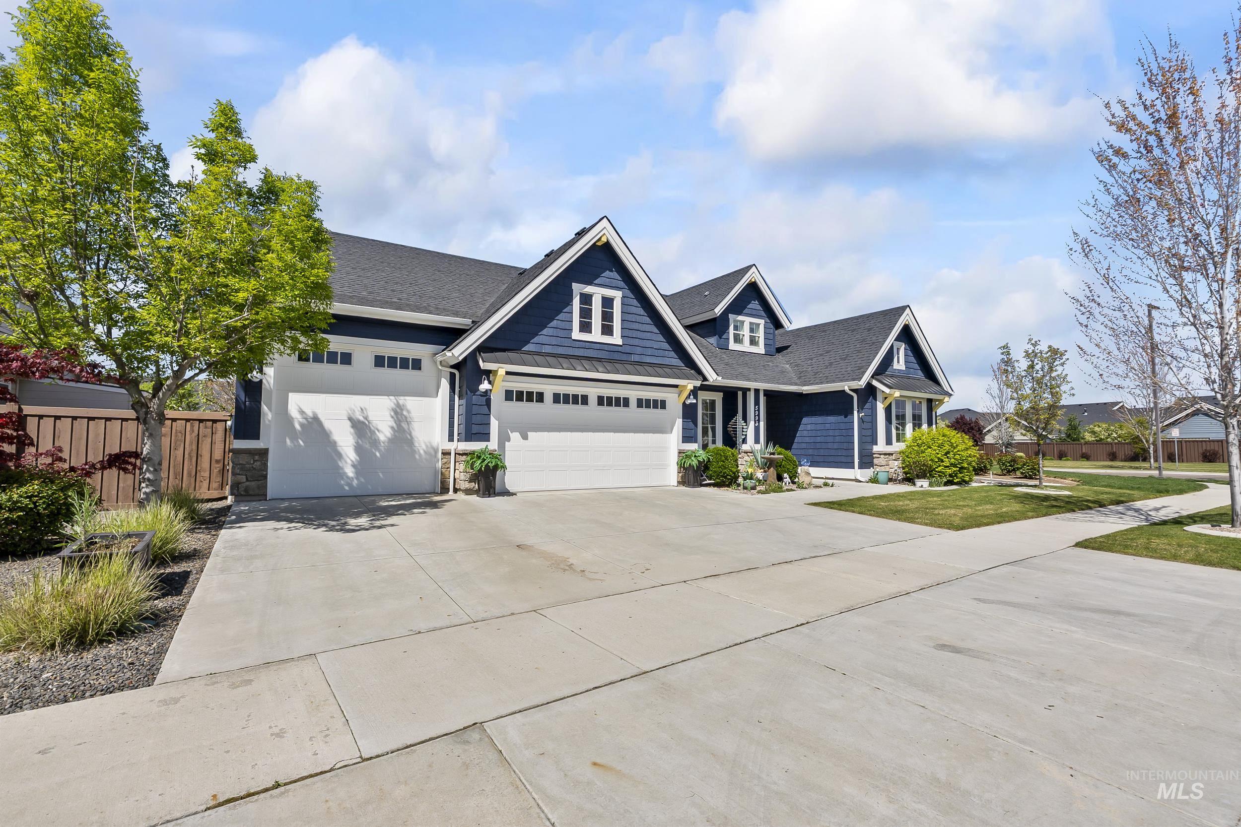 property viewer photo 3