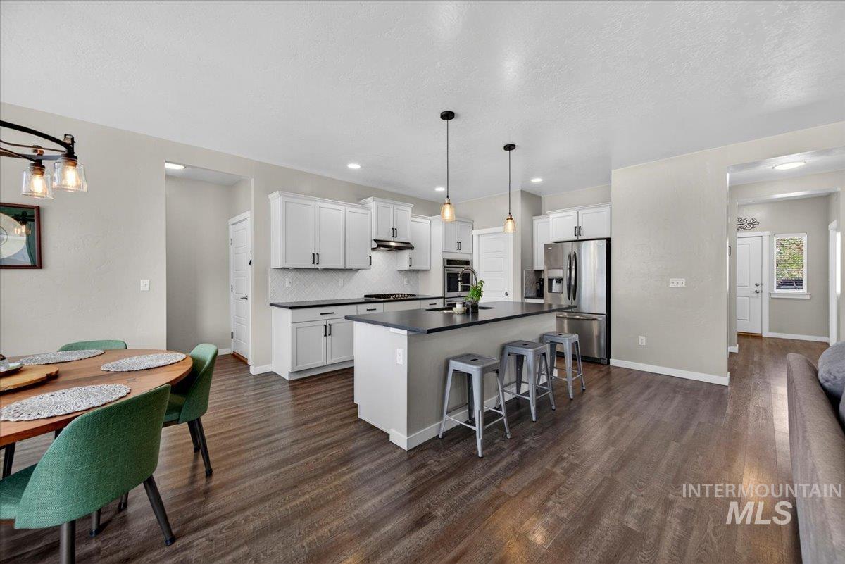 property viewer photo 16