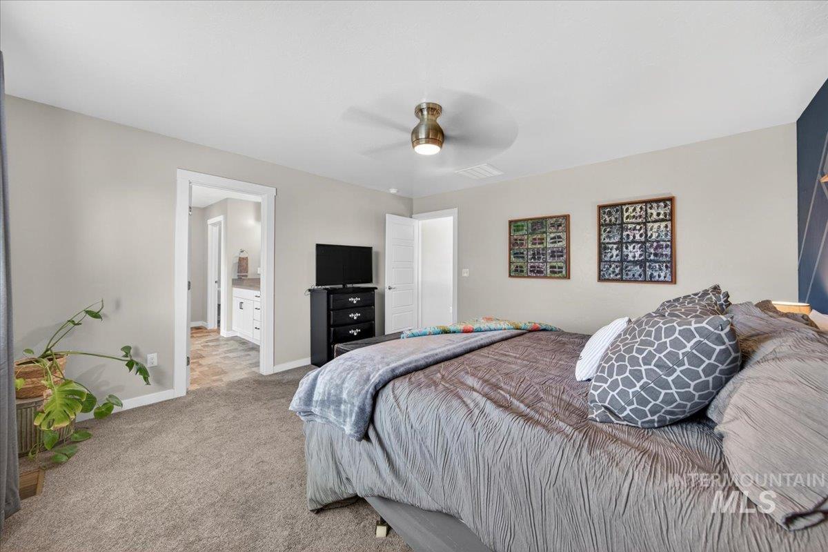 property viewer photo 26